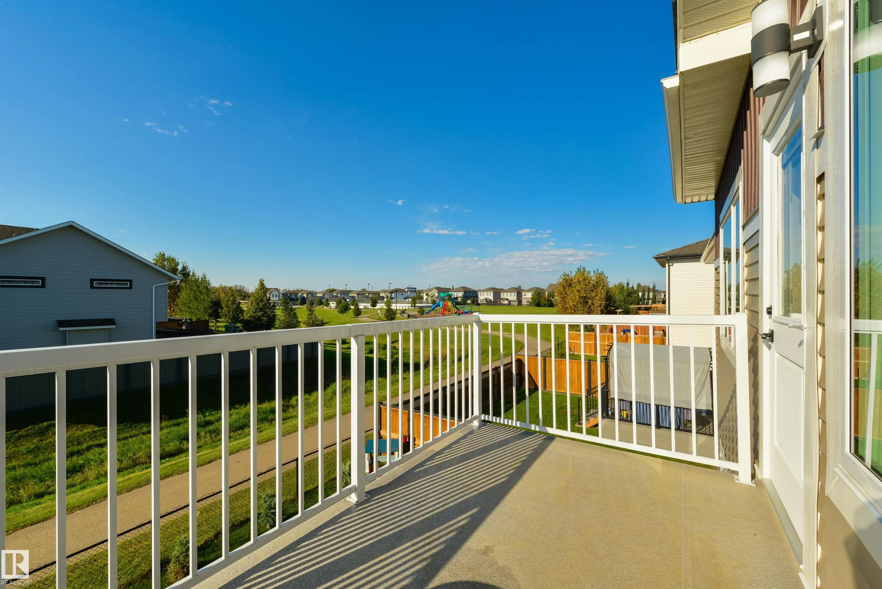 1758 WESTERRA Loop