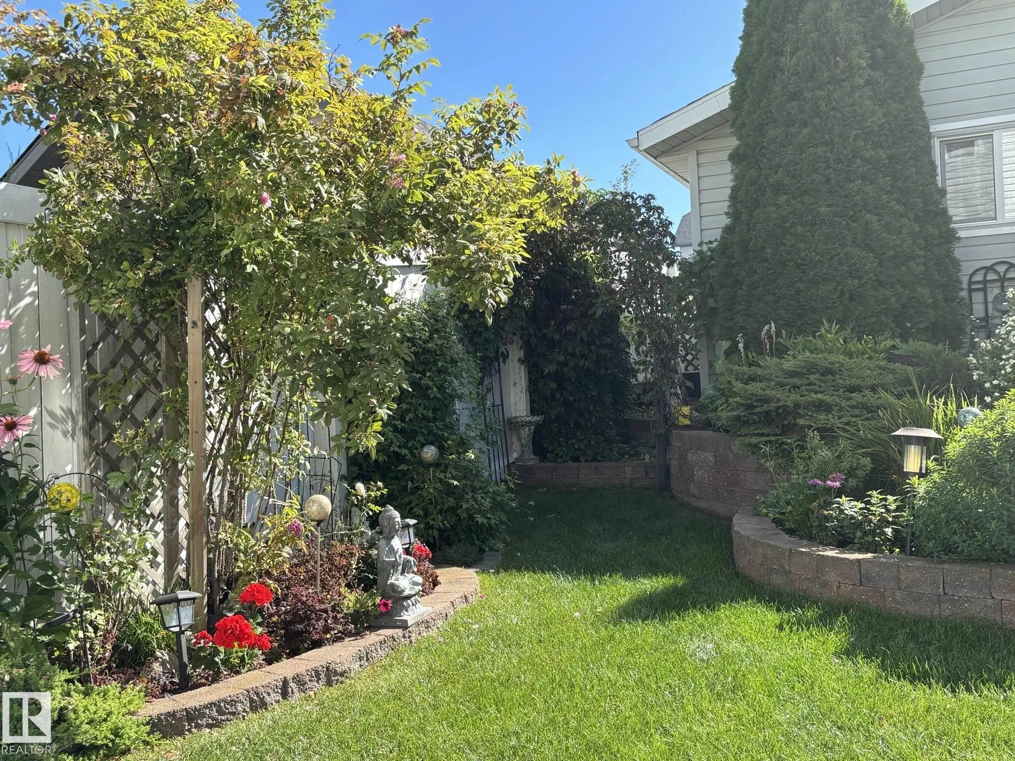 3176 Trelle Loop