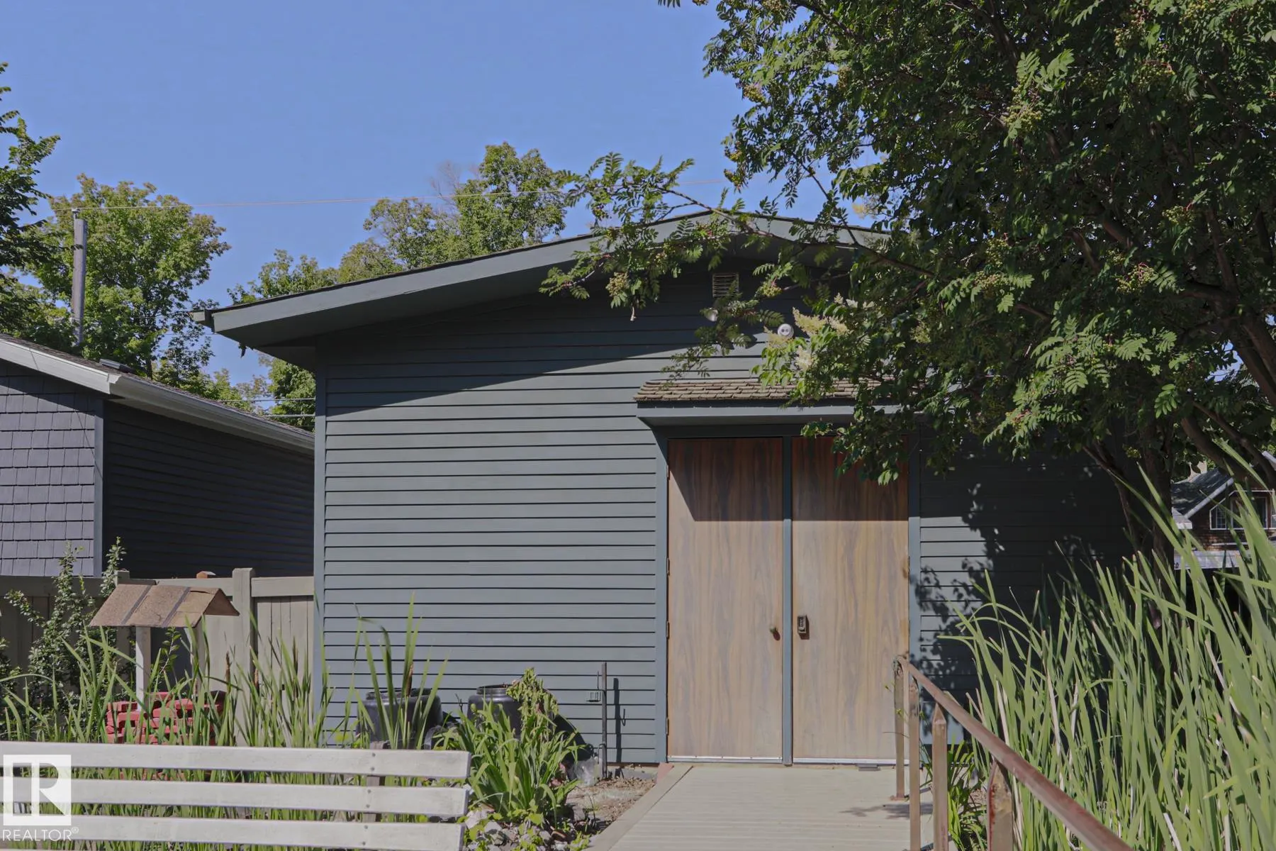10814 125 Street
