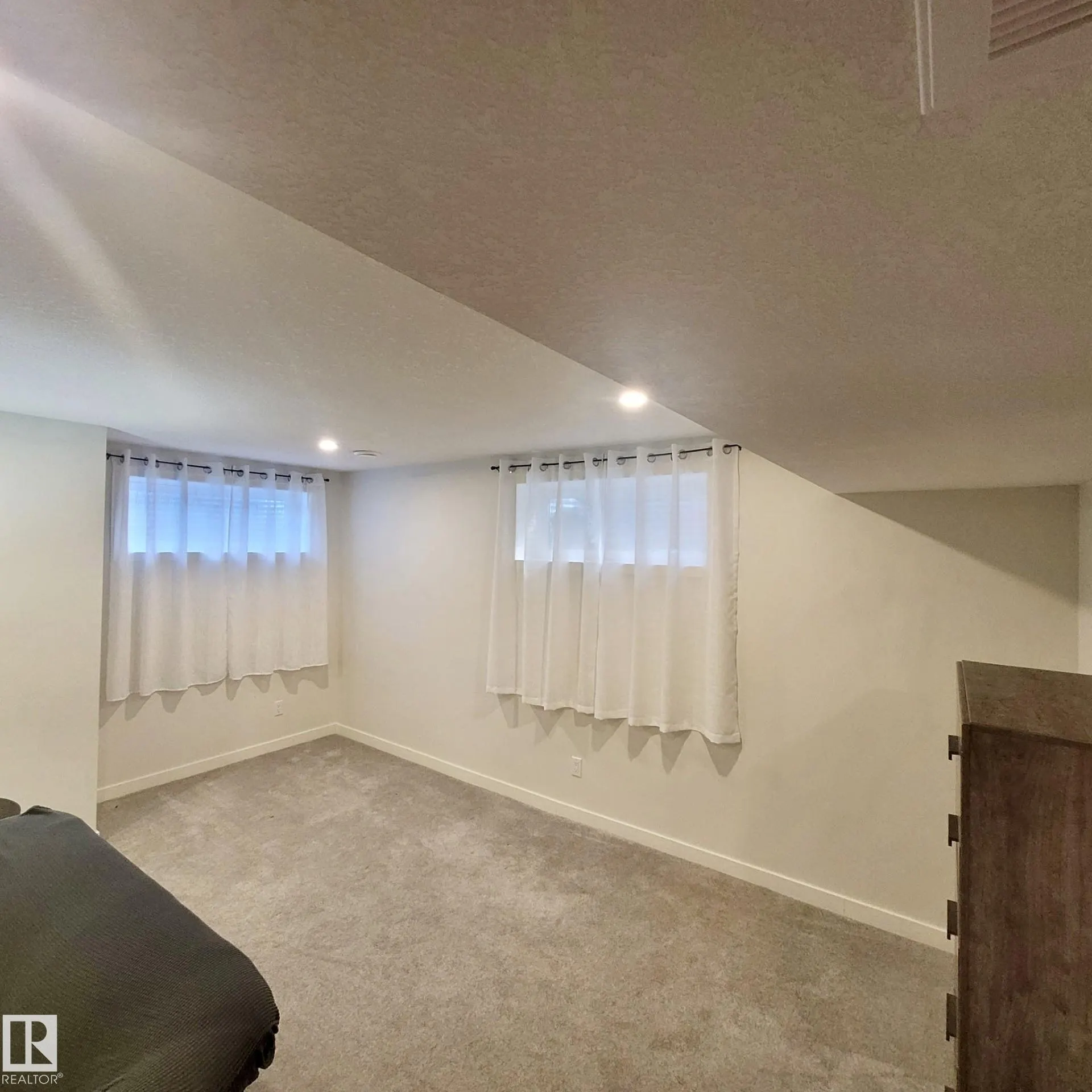 103 BIRCH Place