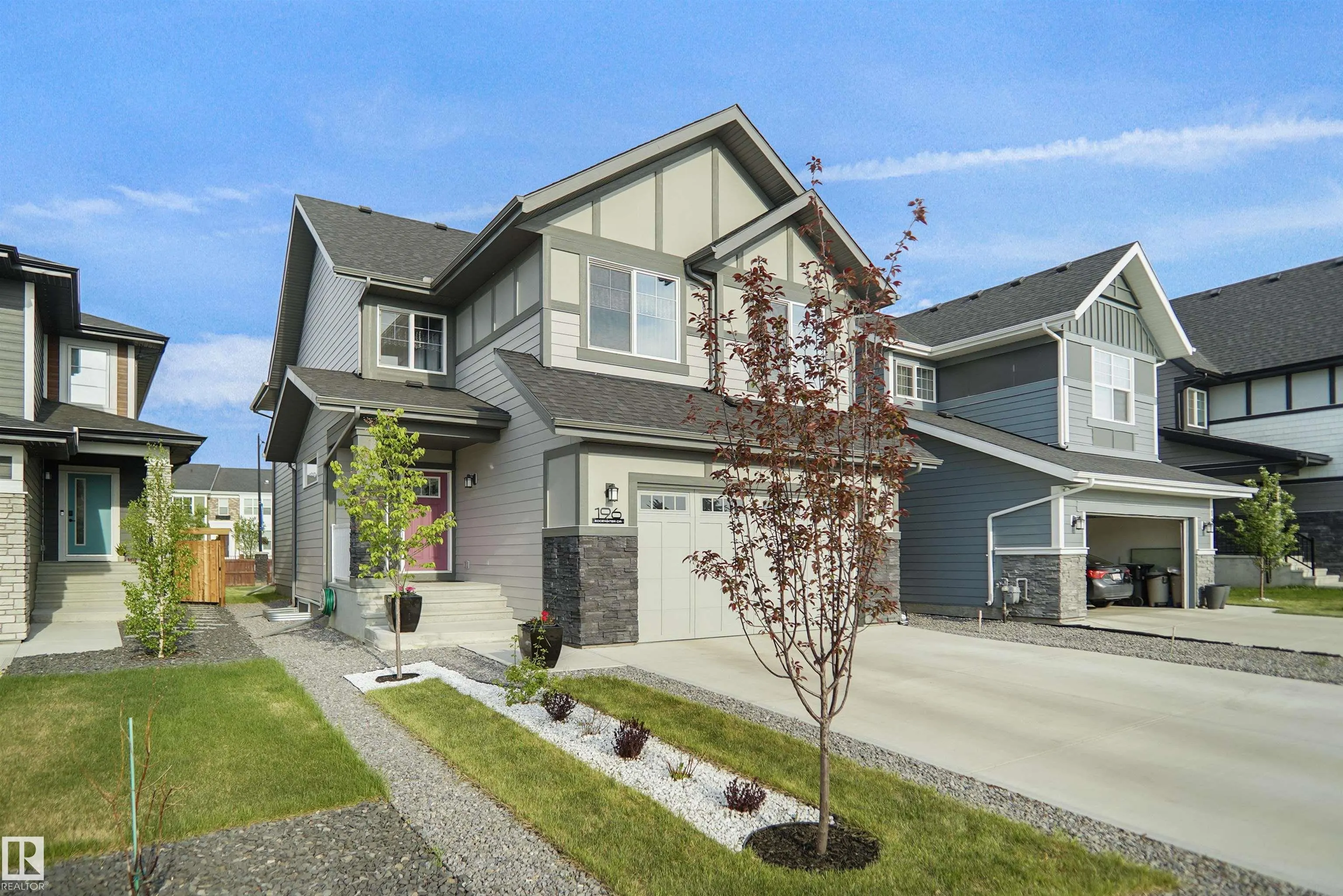 196 EDGEWATER Circle