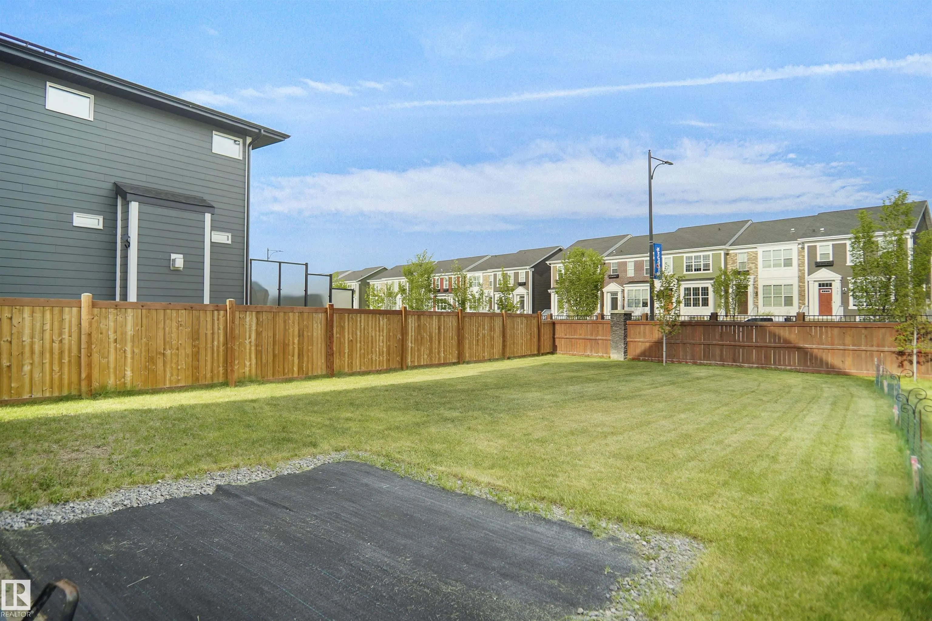 196 EDGEWATER Circle