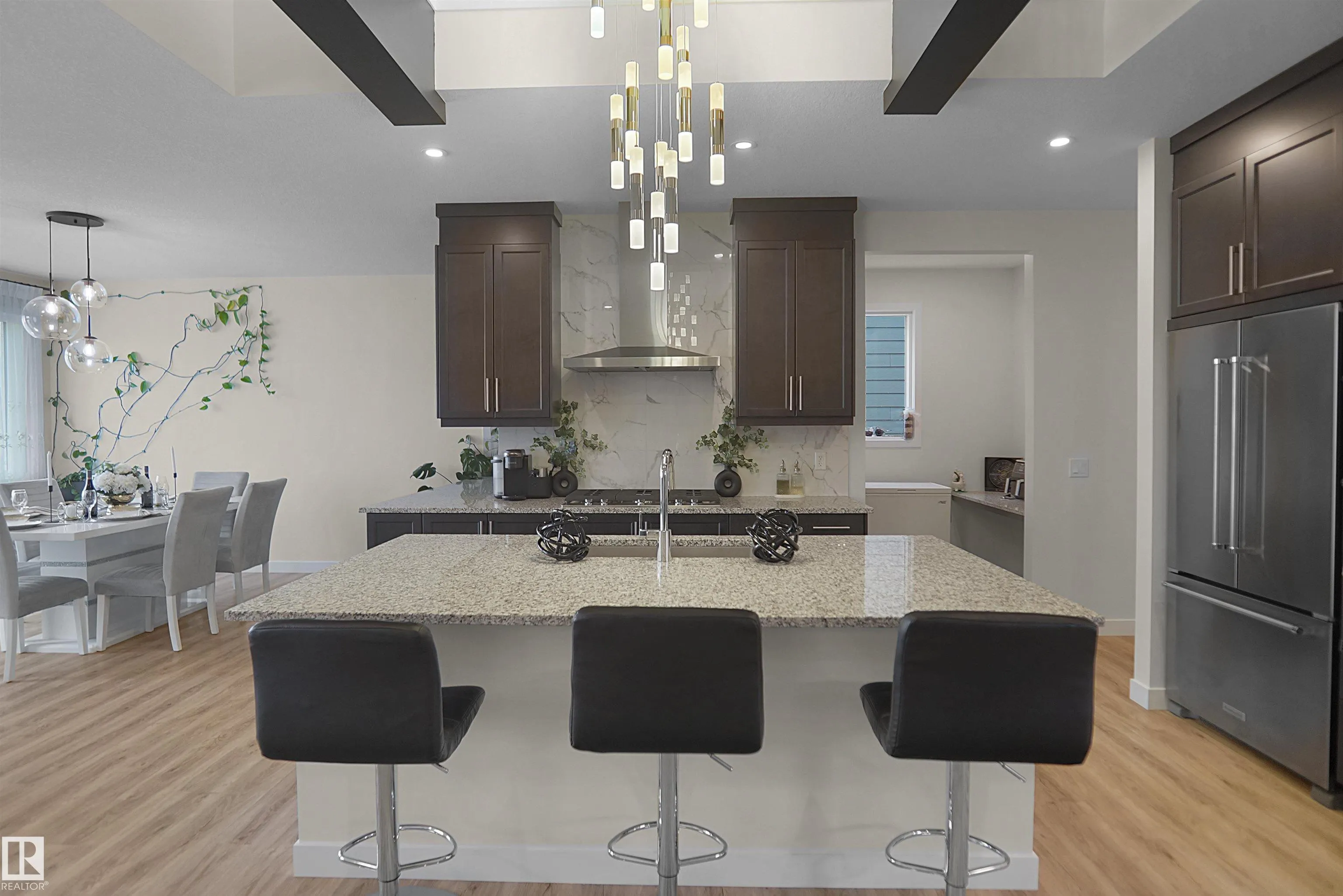 196 EDGEWATER Circle