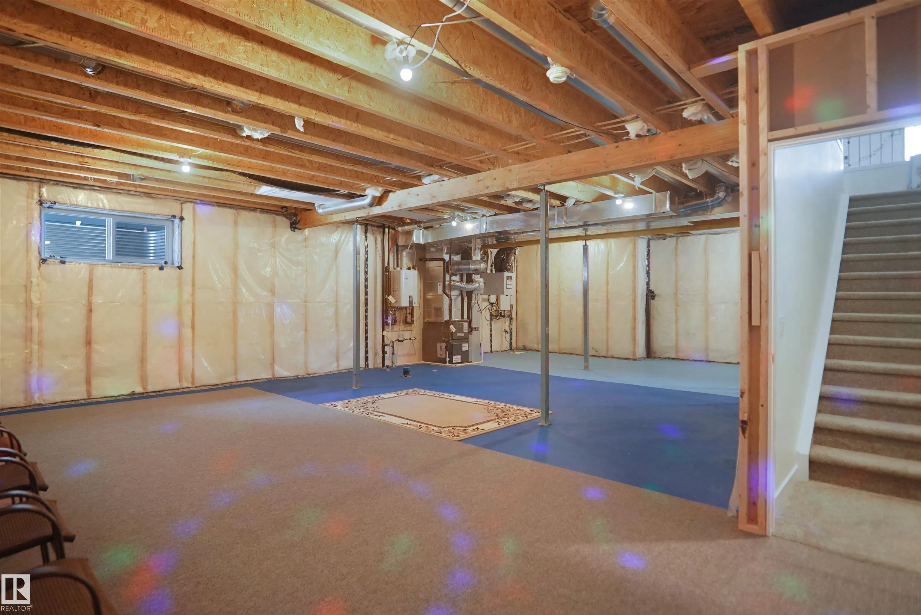 196 EDGEWATER Circle