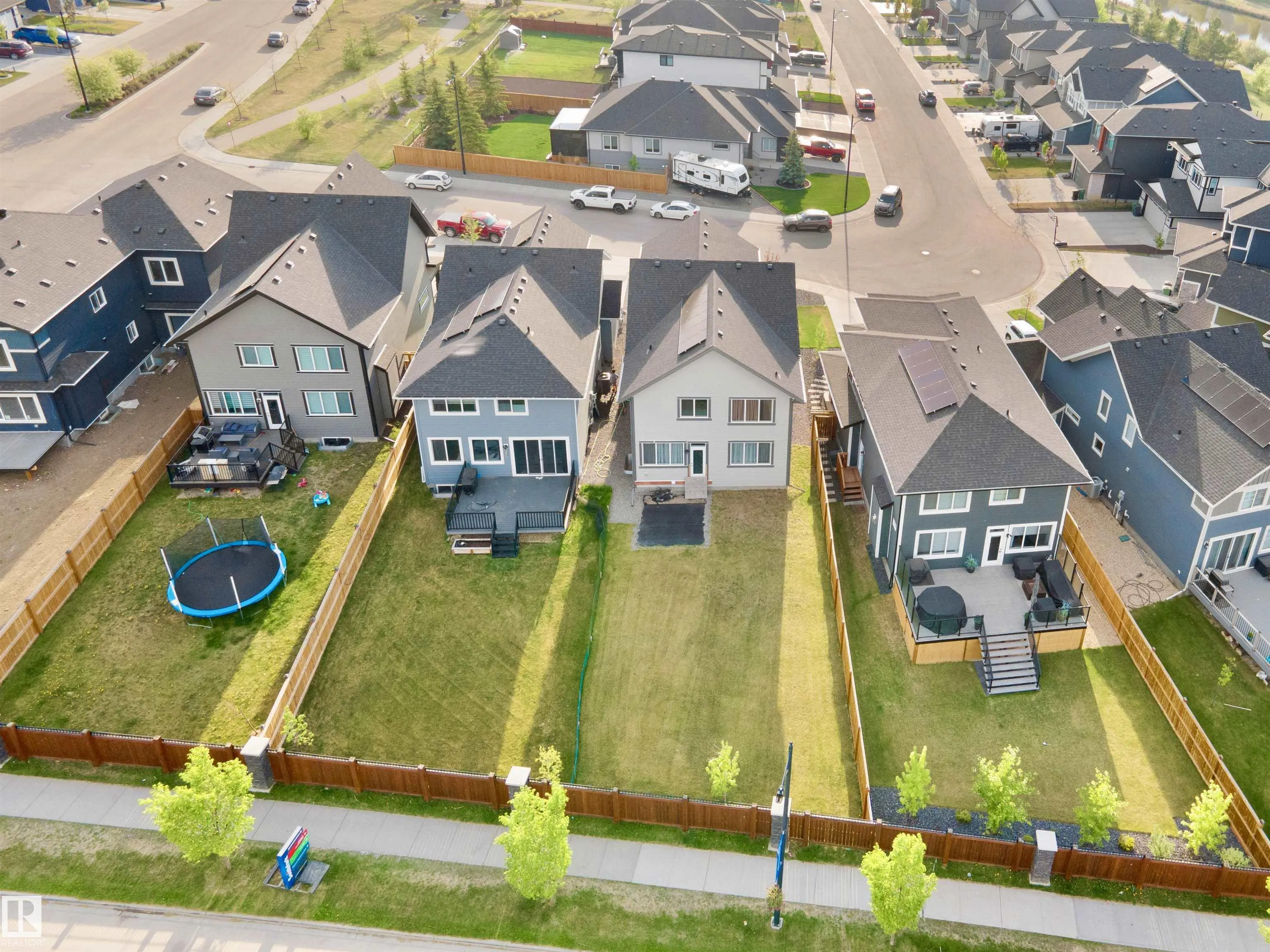 196 EDGEWATER Circle