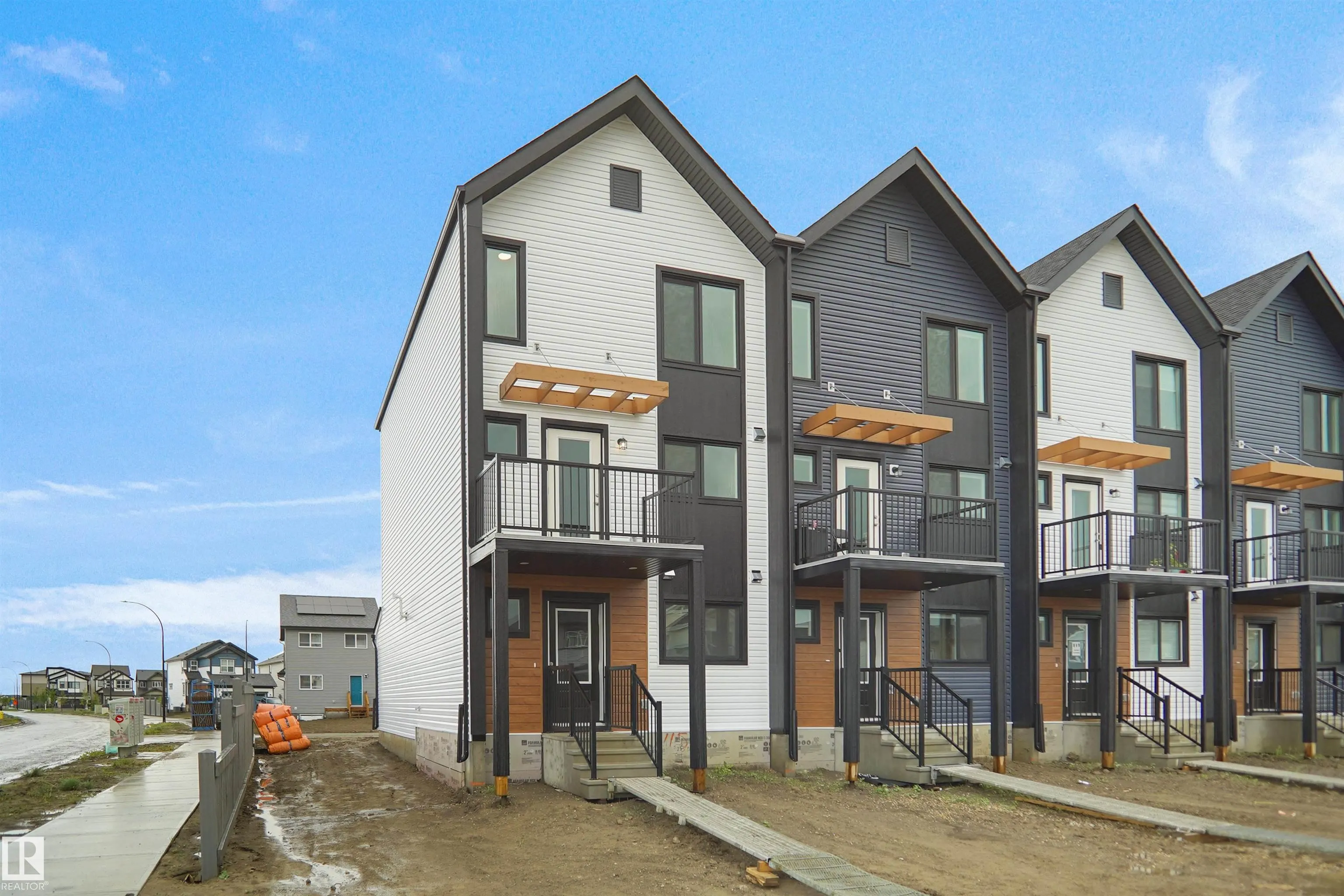 99 Nerine Crescent