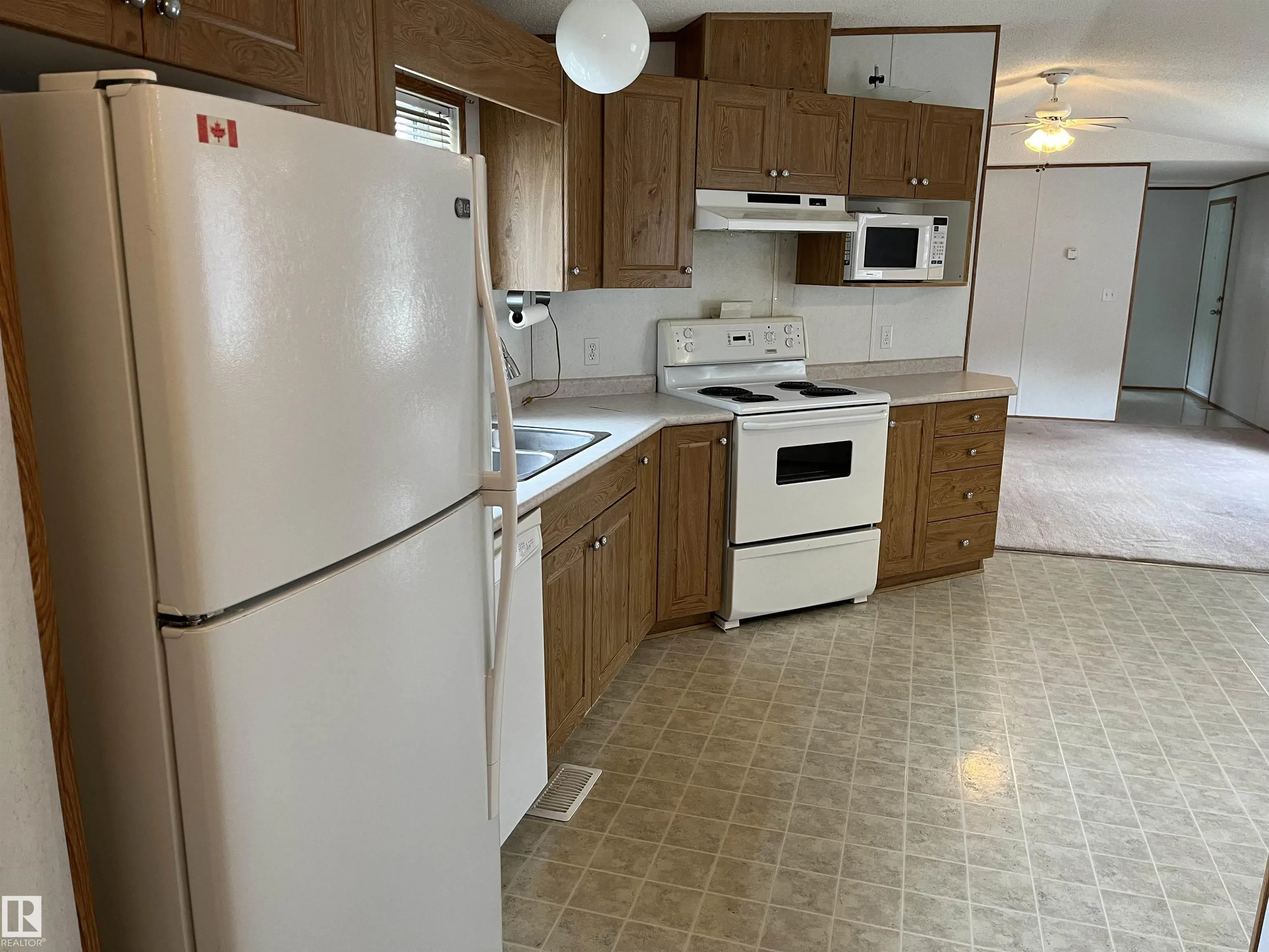 1 Willow Park Estates
