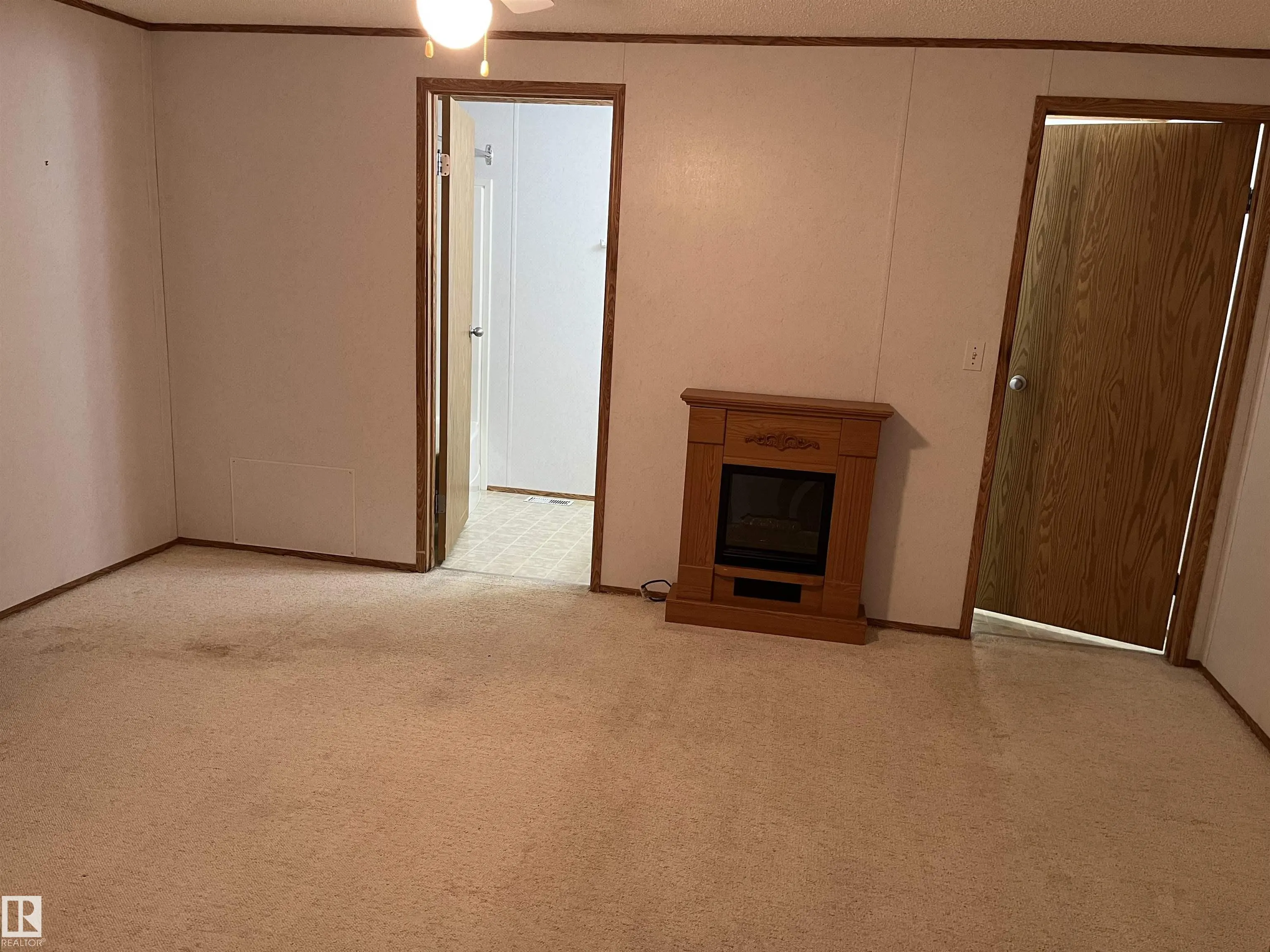1 Willow Park Estates