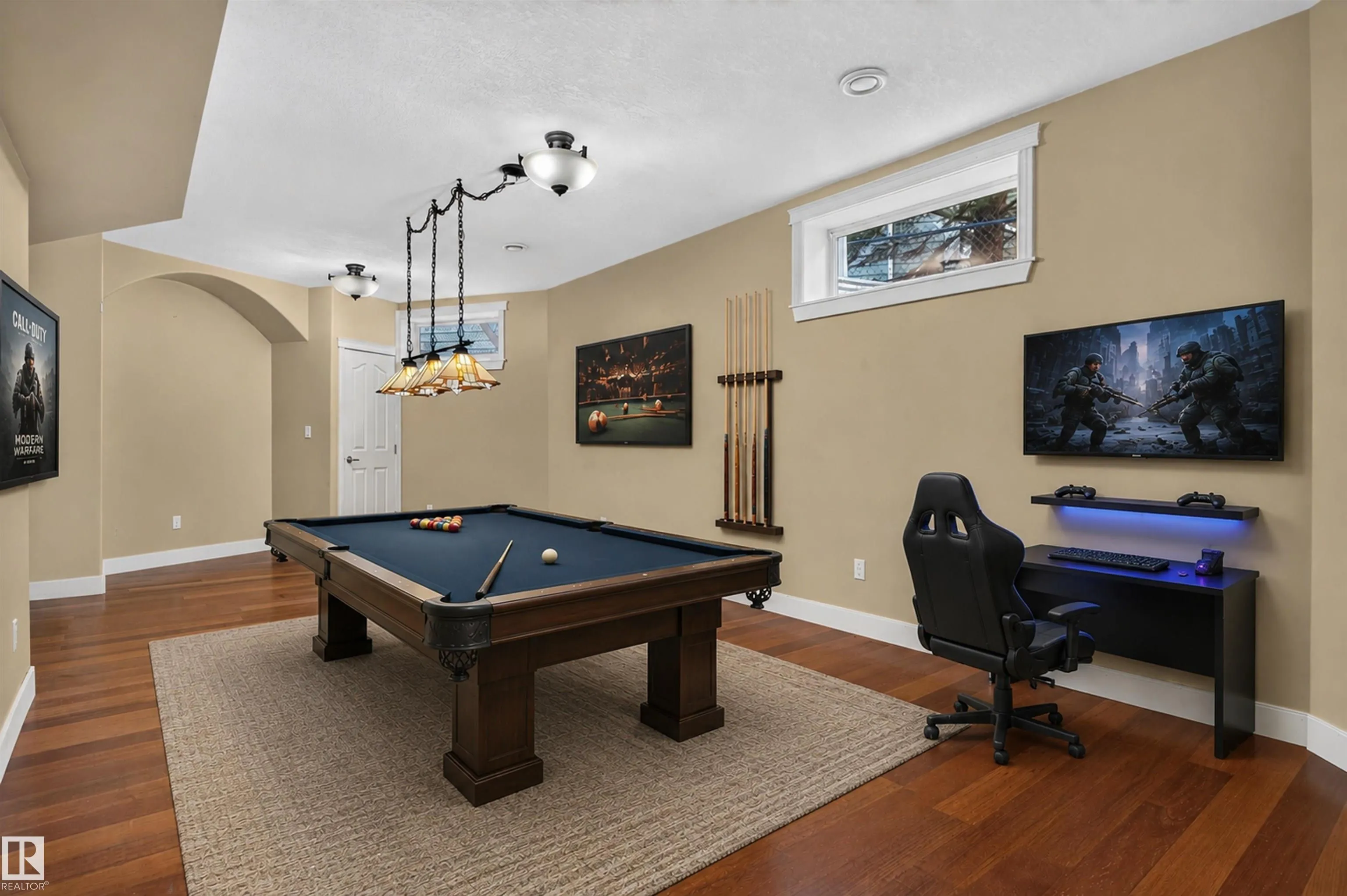 1251 SUMMERSIDE Drive