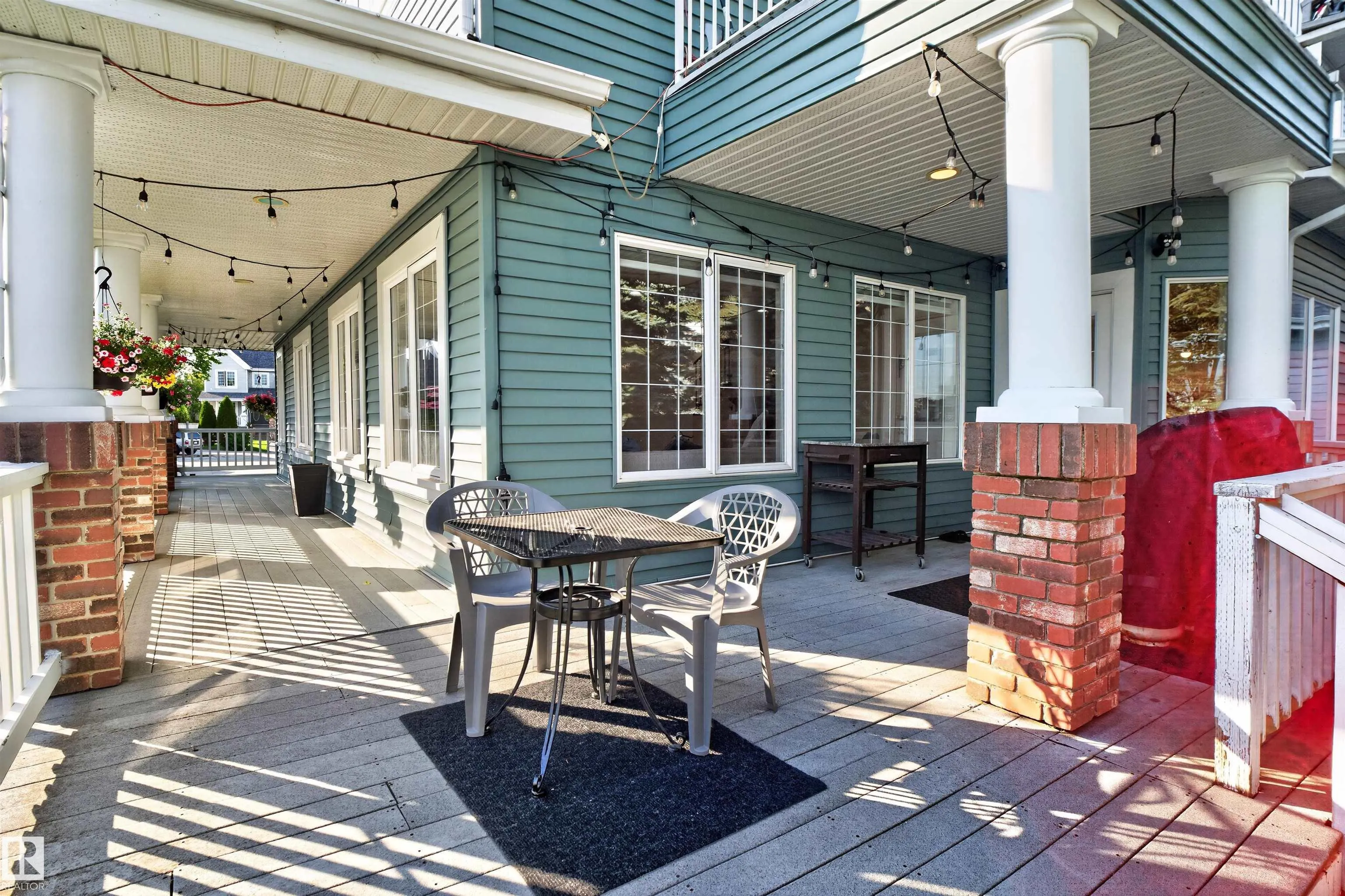 1251 SUMMERSIDE Drive