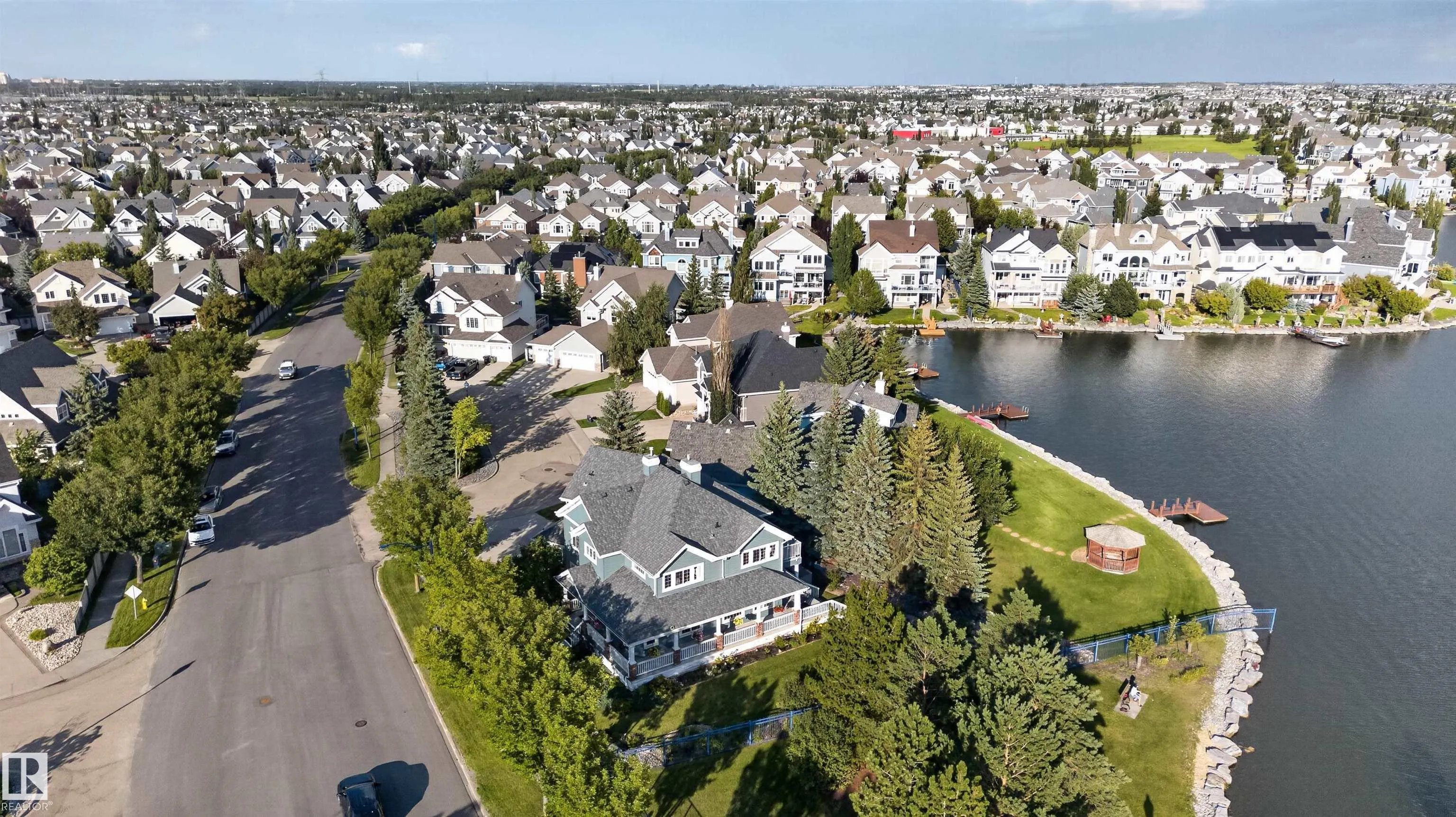 1251 SUMMERSIDE Drive
