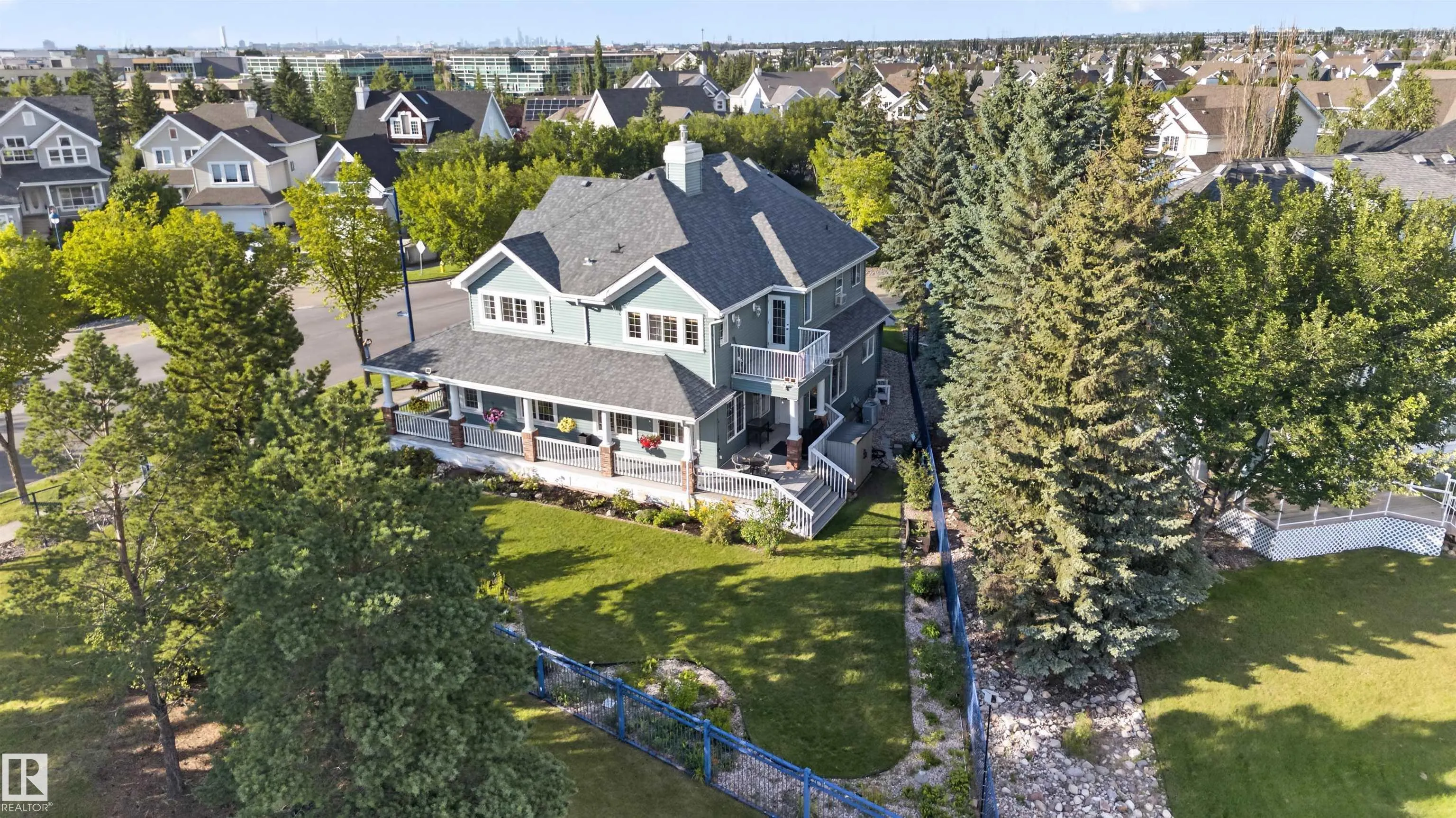1251 SUMMERSIDE Drive