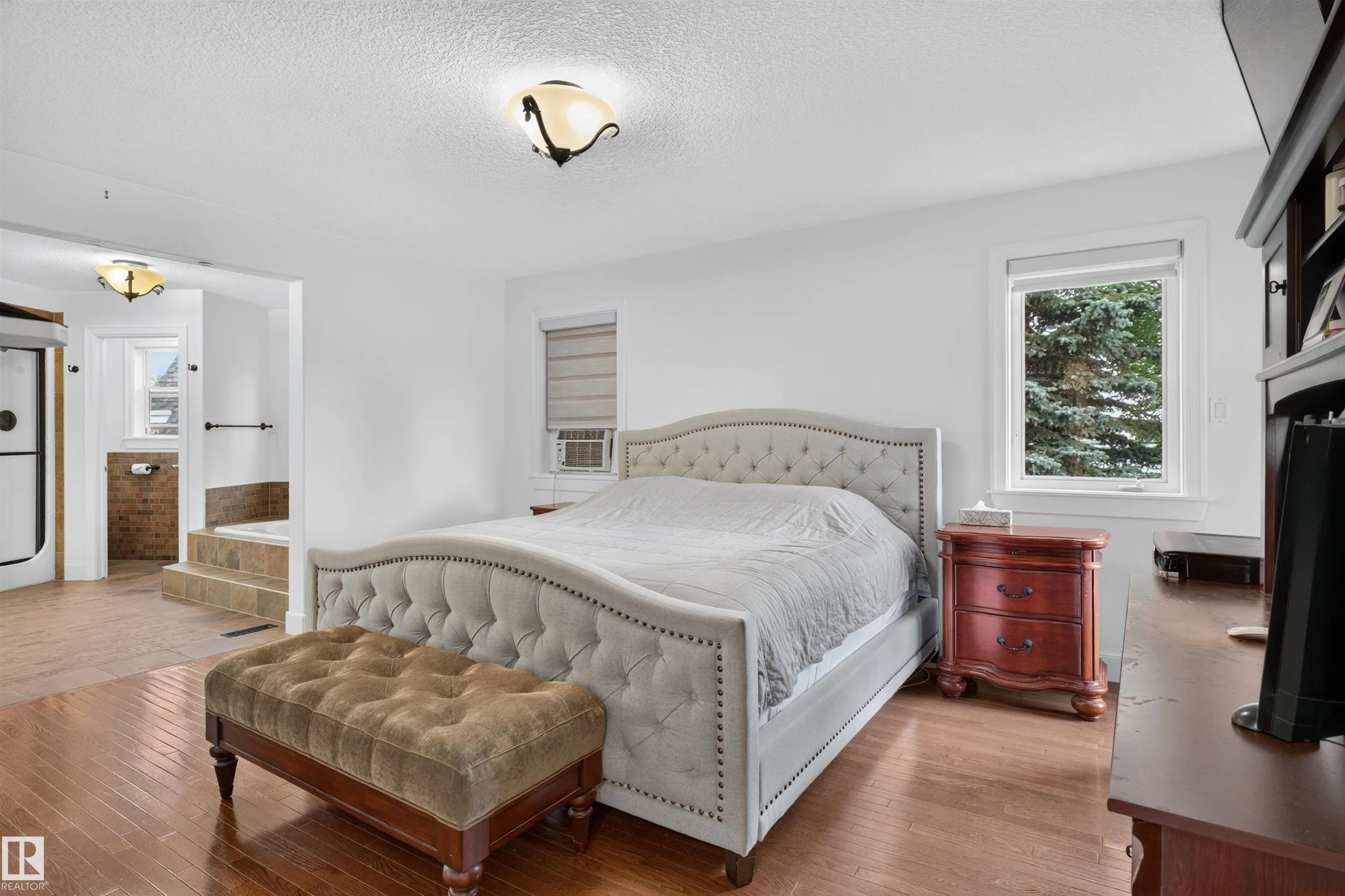 1251 SUMMERSIDE Drive