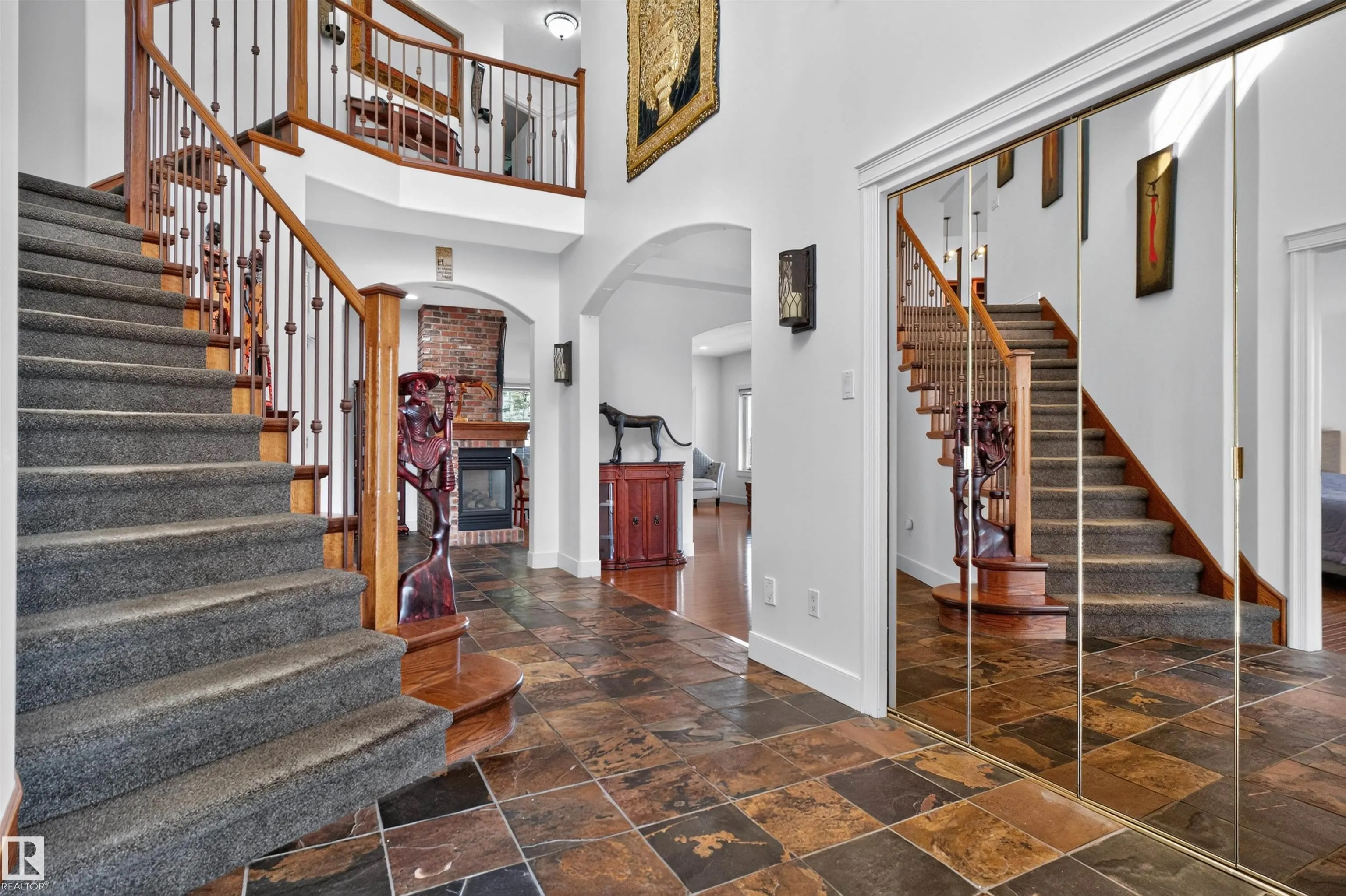 1251 SUMMERSIDE Drive