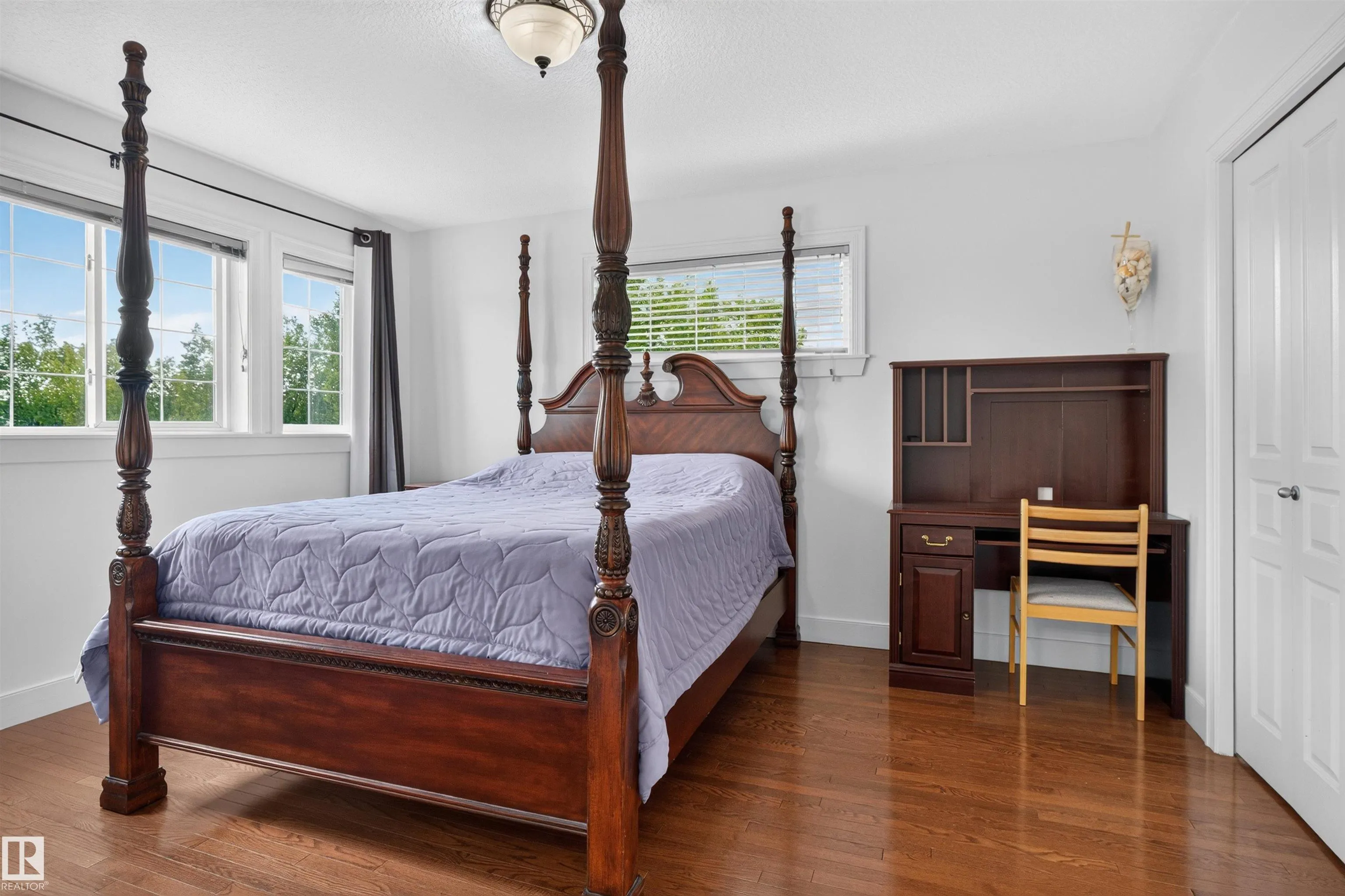 1251 SUMMERSIDE Drive