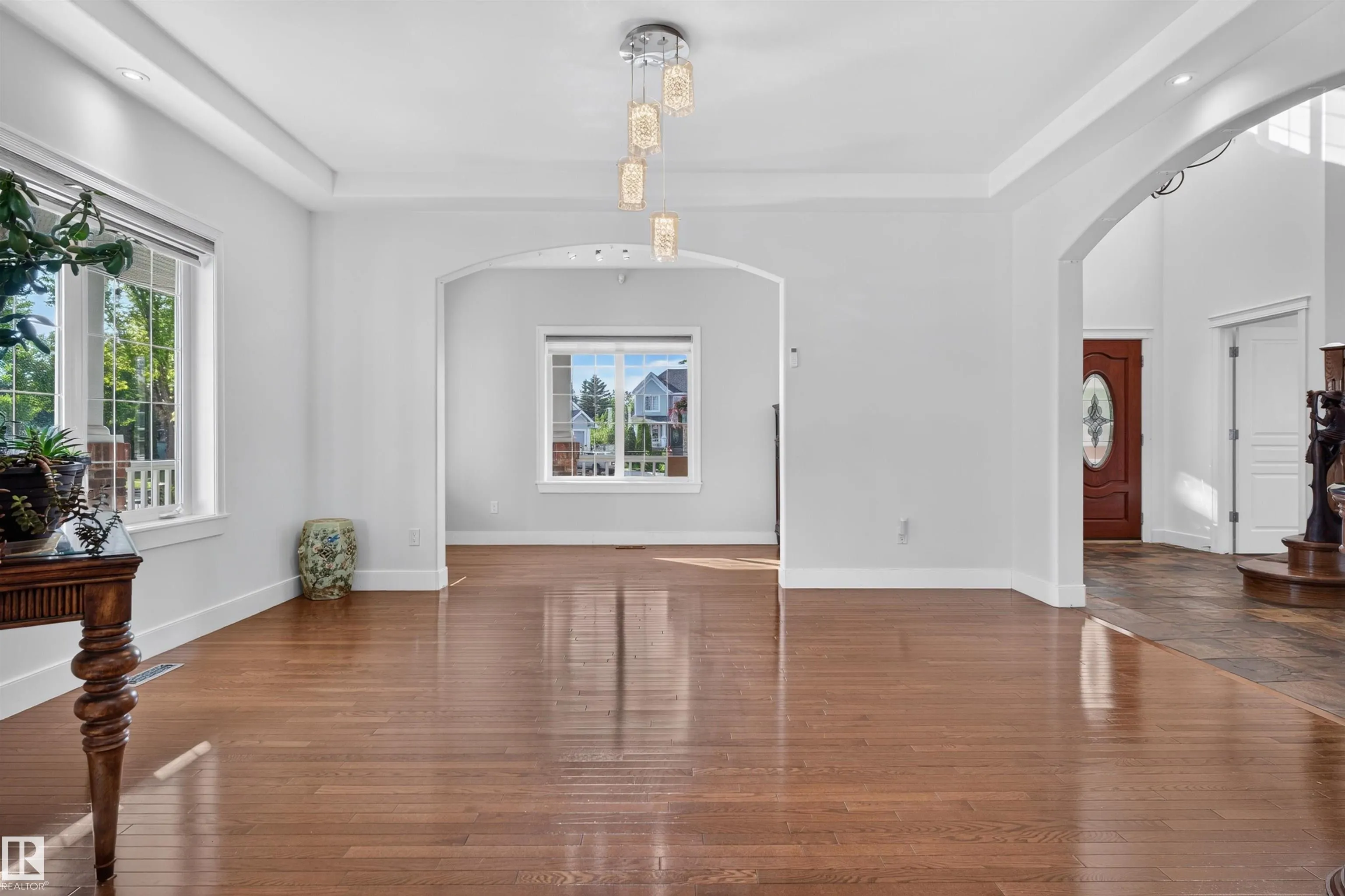 1251 SUMMERSIDE Drive