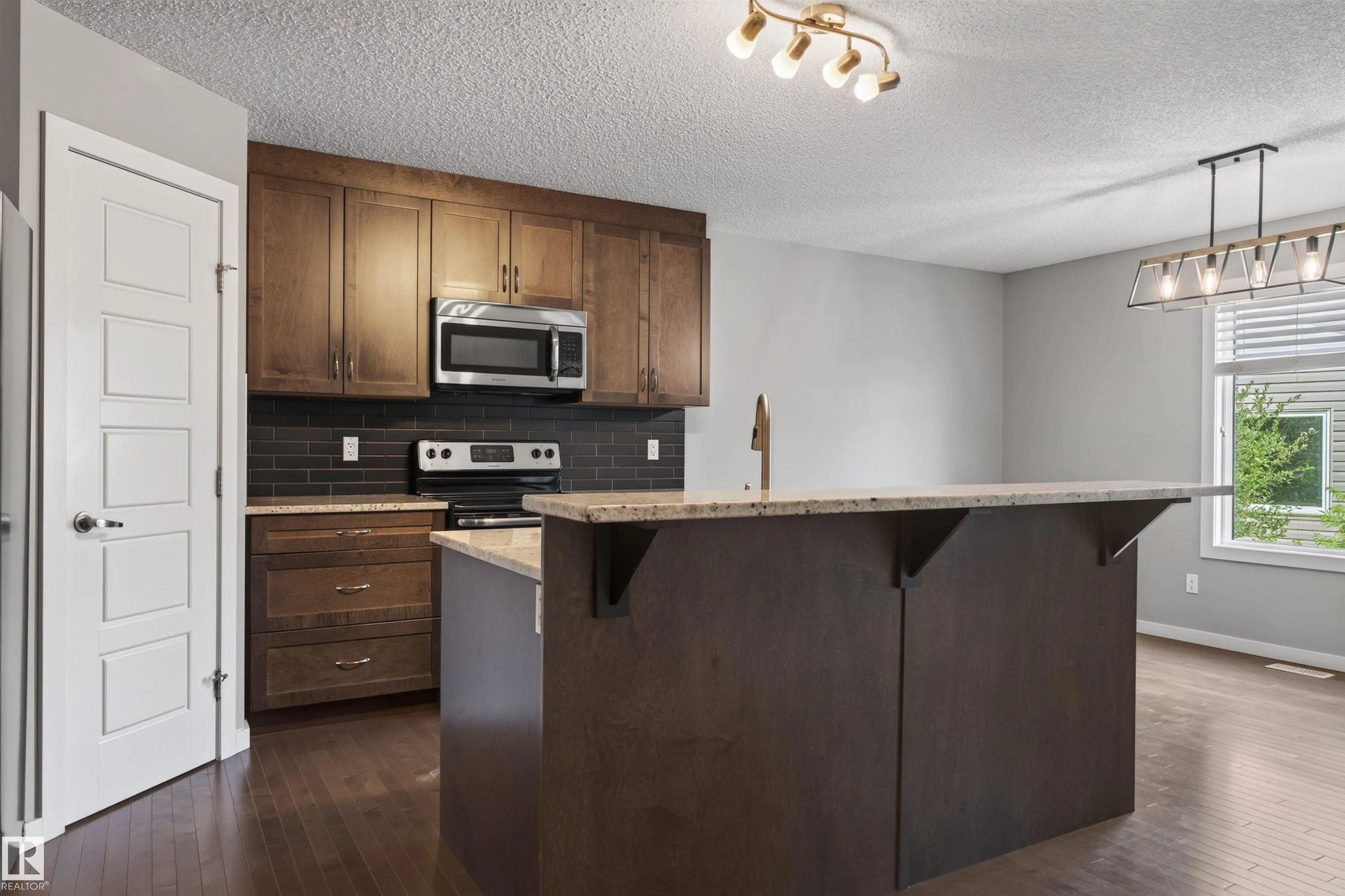 4218 ALEXANDER BAY