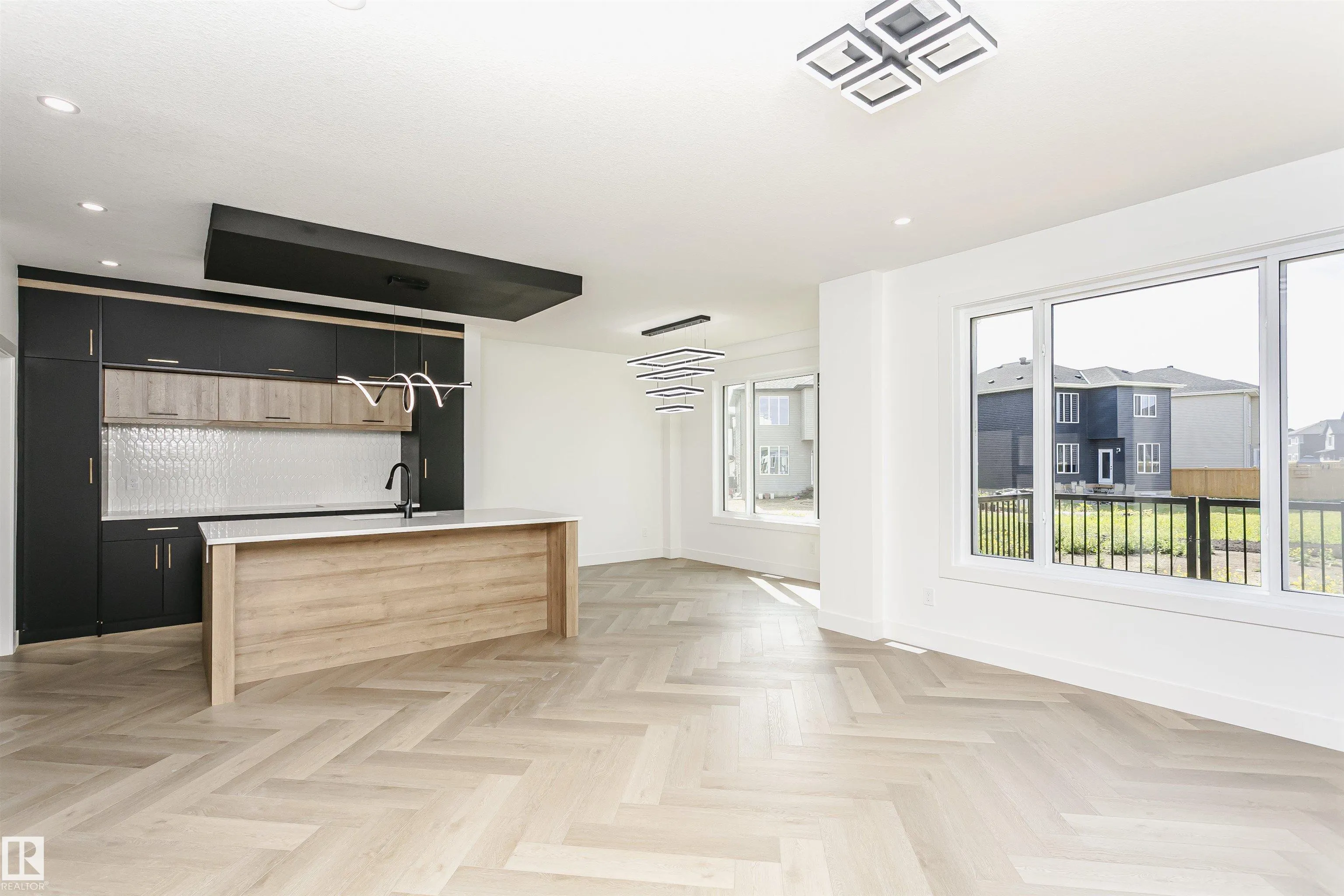 3248 PELERIN Crescent