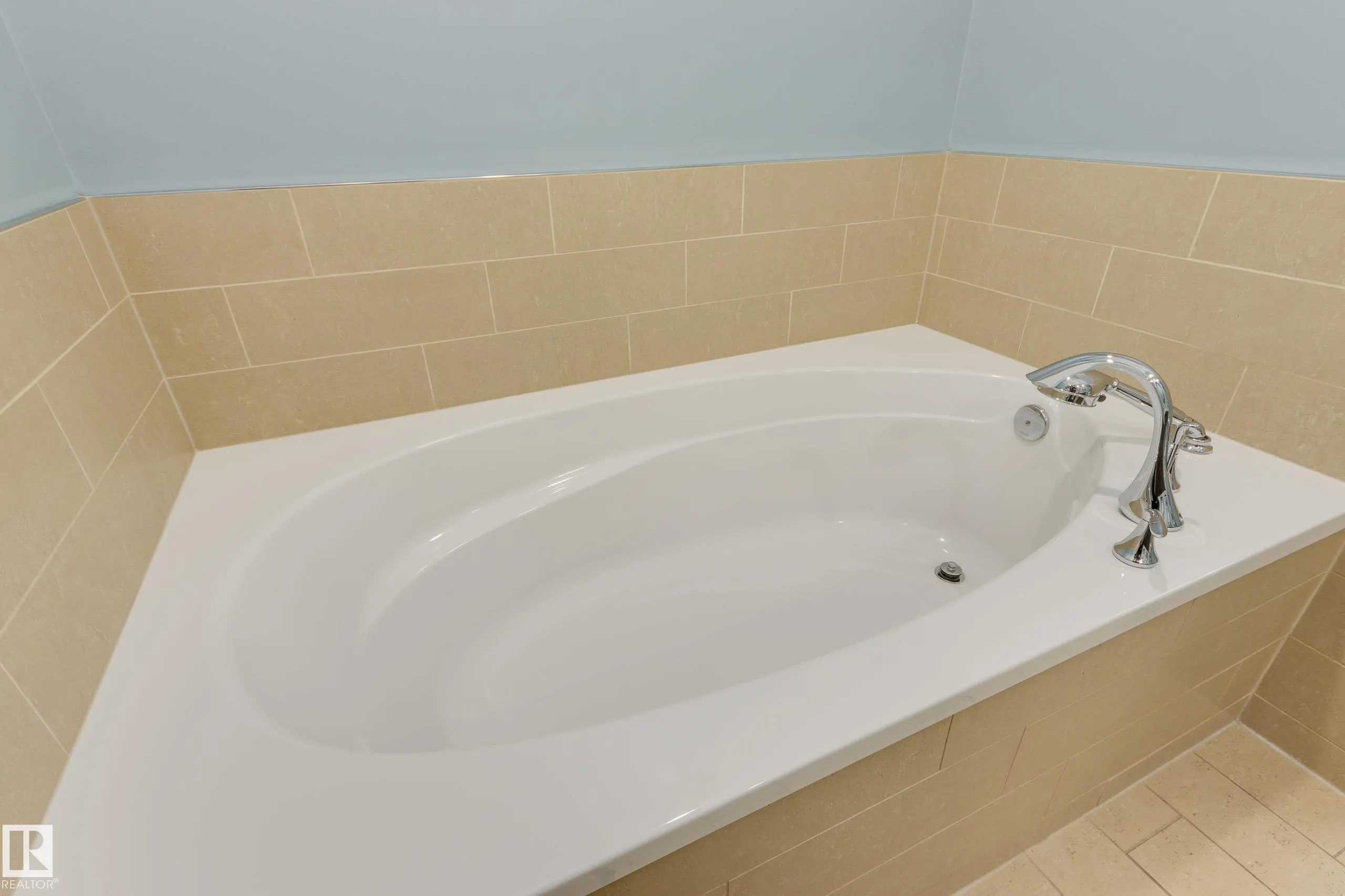 11210 60 Street