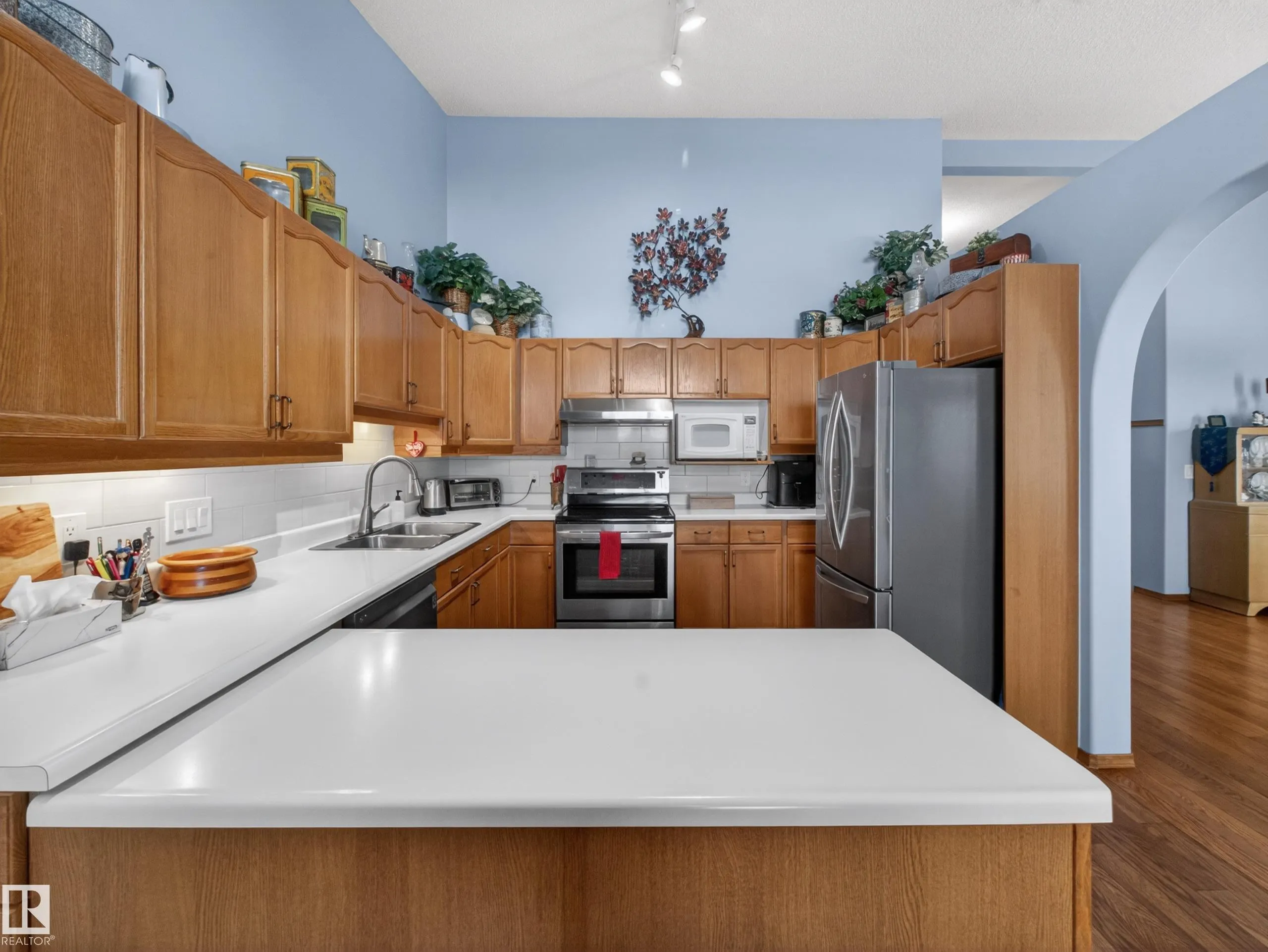 85 GERVAIS Road