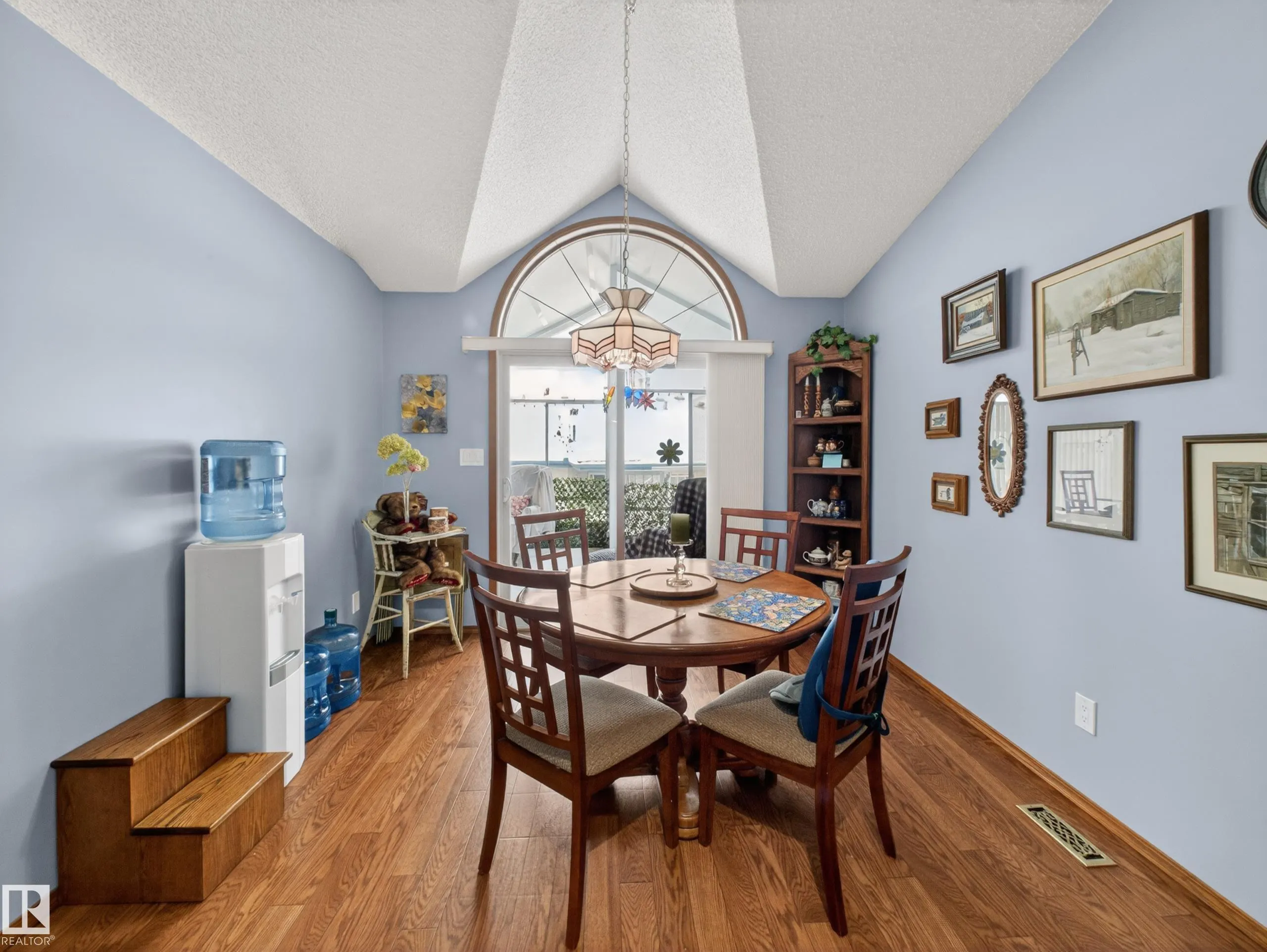 85 GERVAIS Road