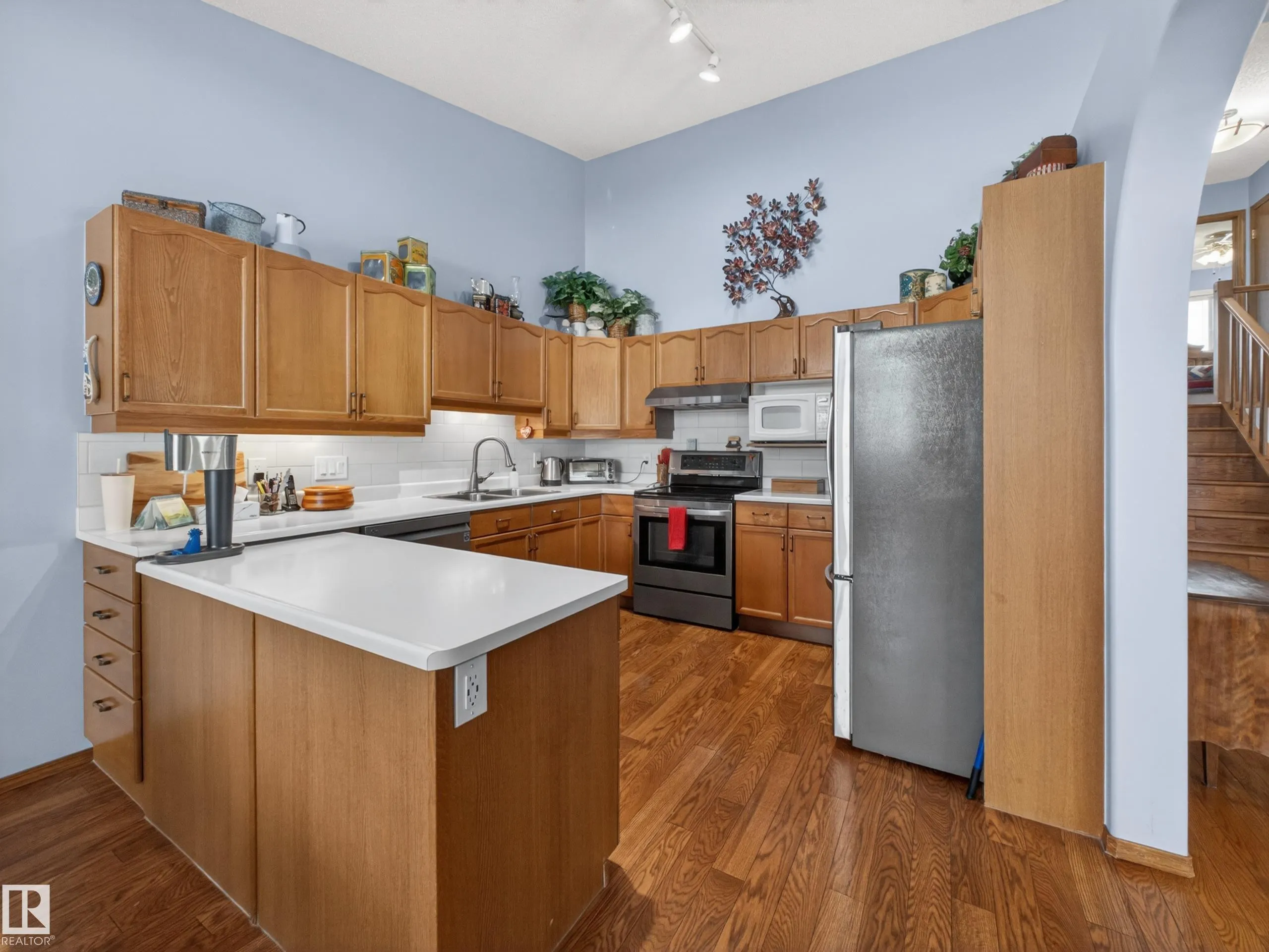 85 GERVAIS Road