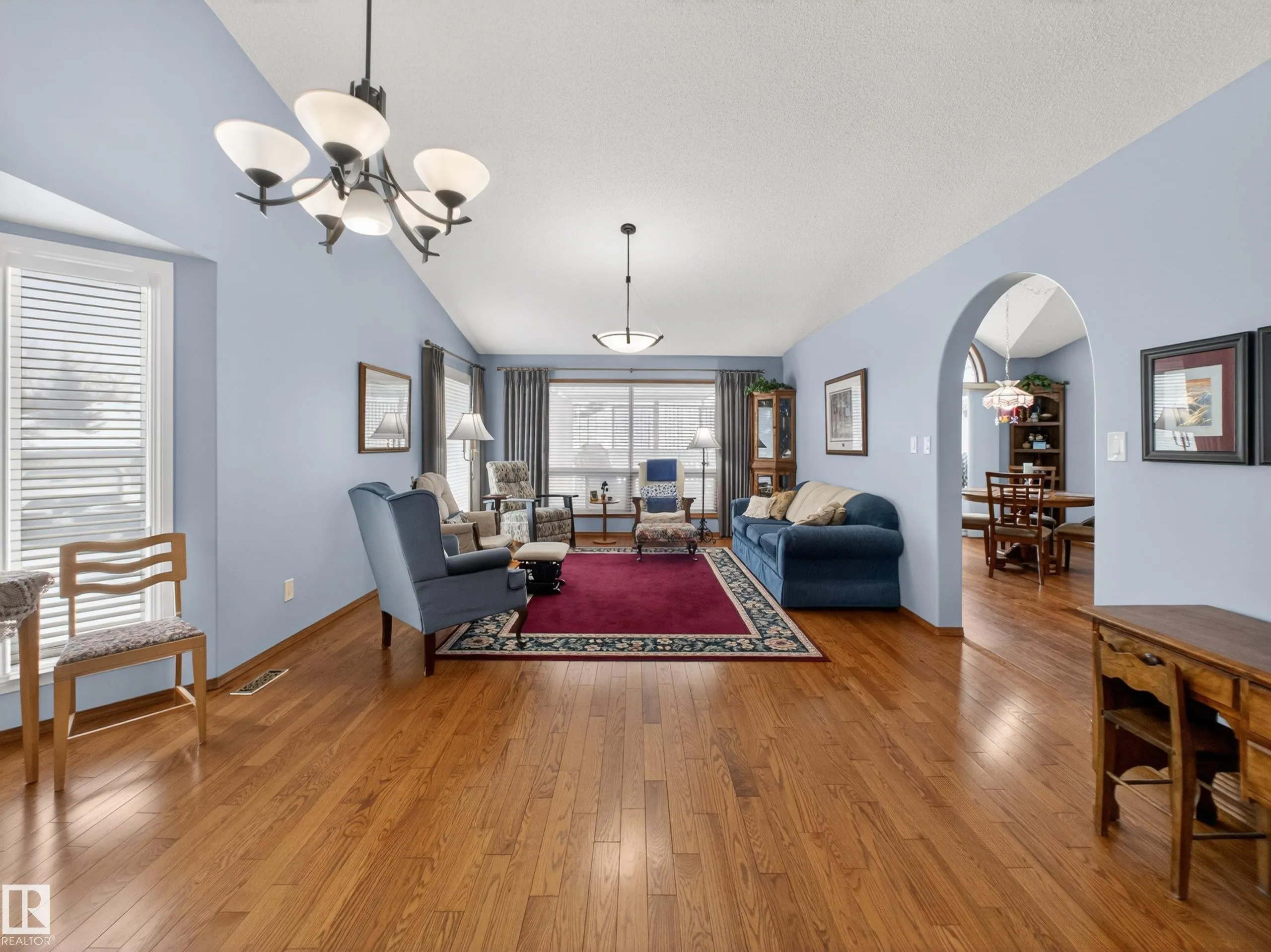 85 GERVAIS Road