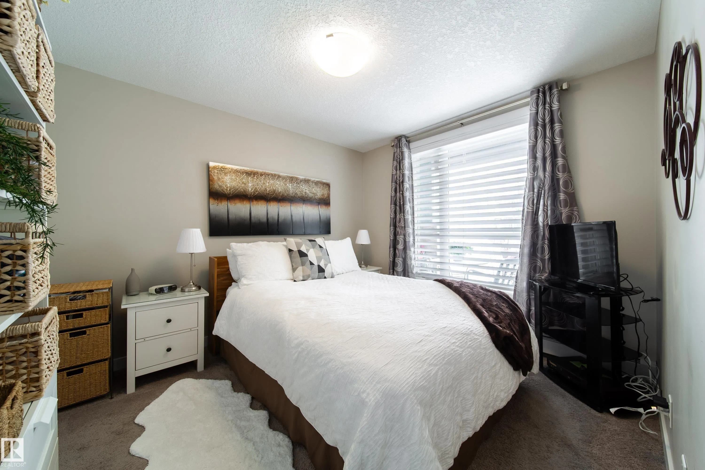 2588 ANDERSON Way