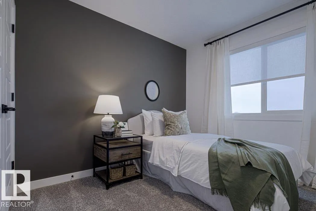52 EMERSON Landing
