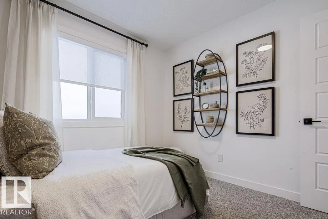 52 EMERSON Landing