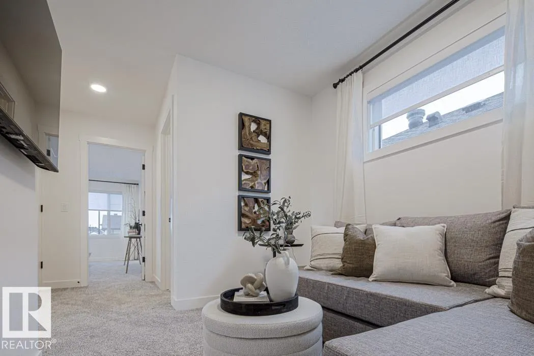 52 EMERSON Landing