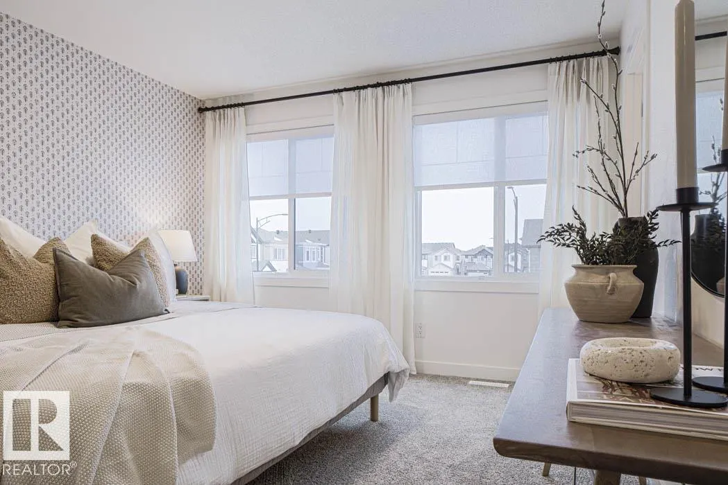 52 EMERSON Landing