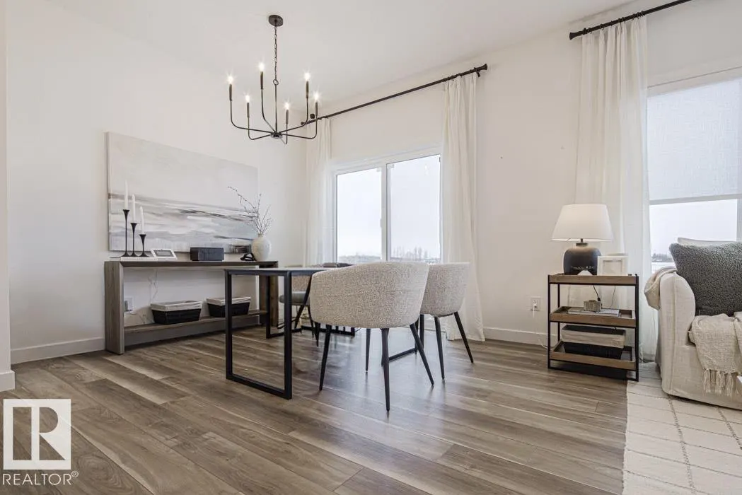 52 EMERSON Landing