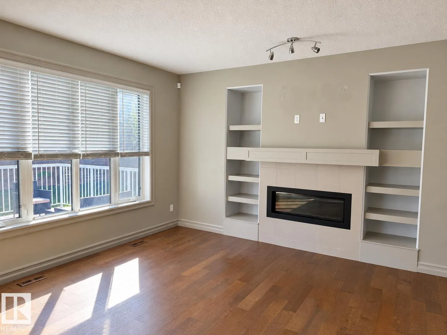 885 WINDERMERE Wynd