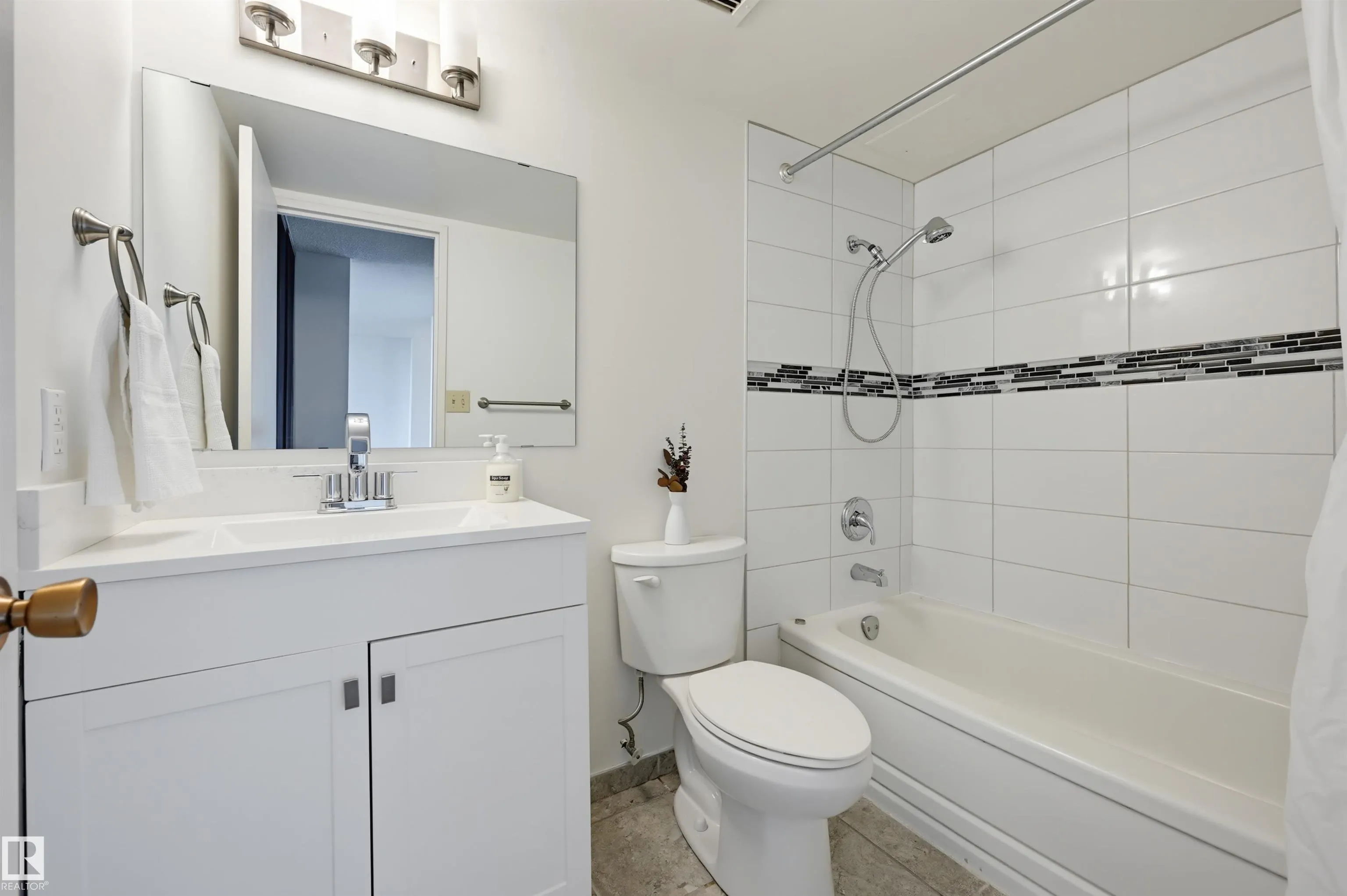 13910 STONY PLAIN Road