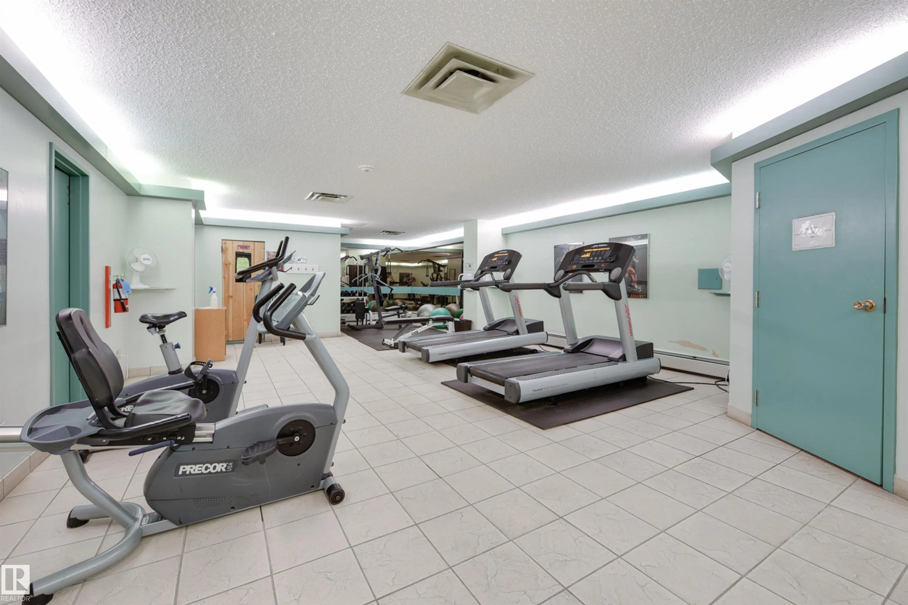 13910 STONY PLAIN Road