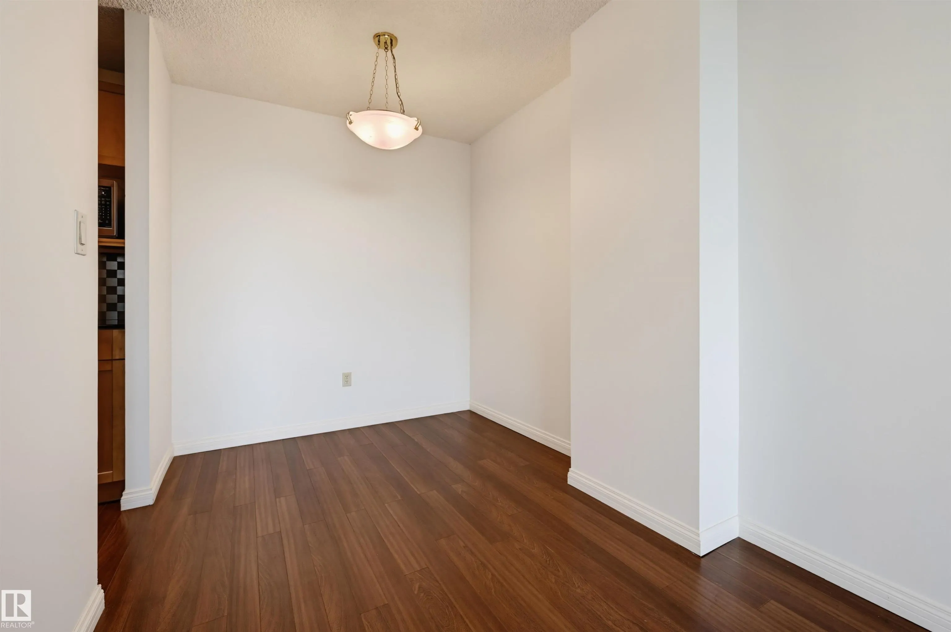 13910 STONY PLAIN Road