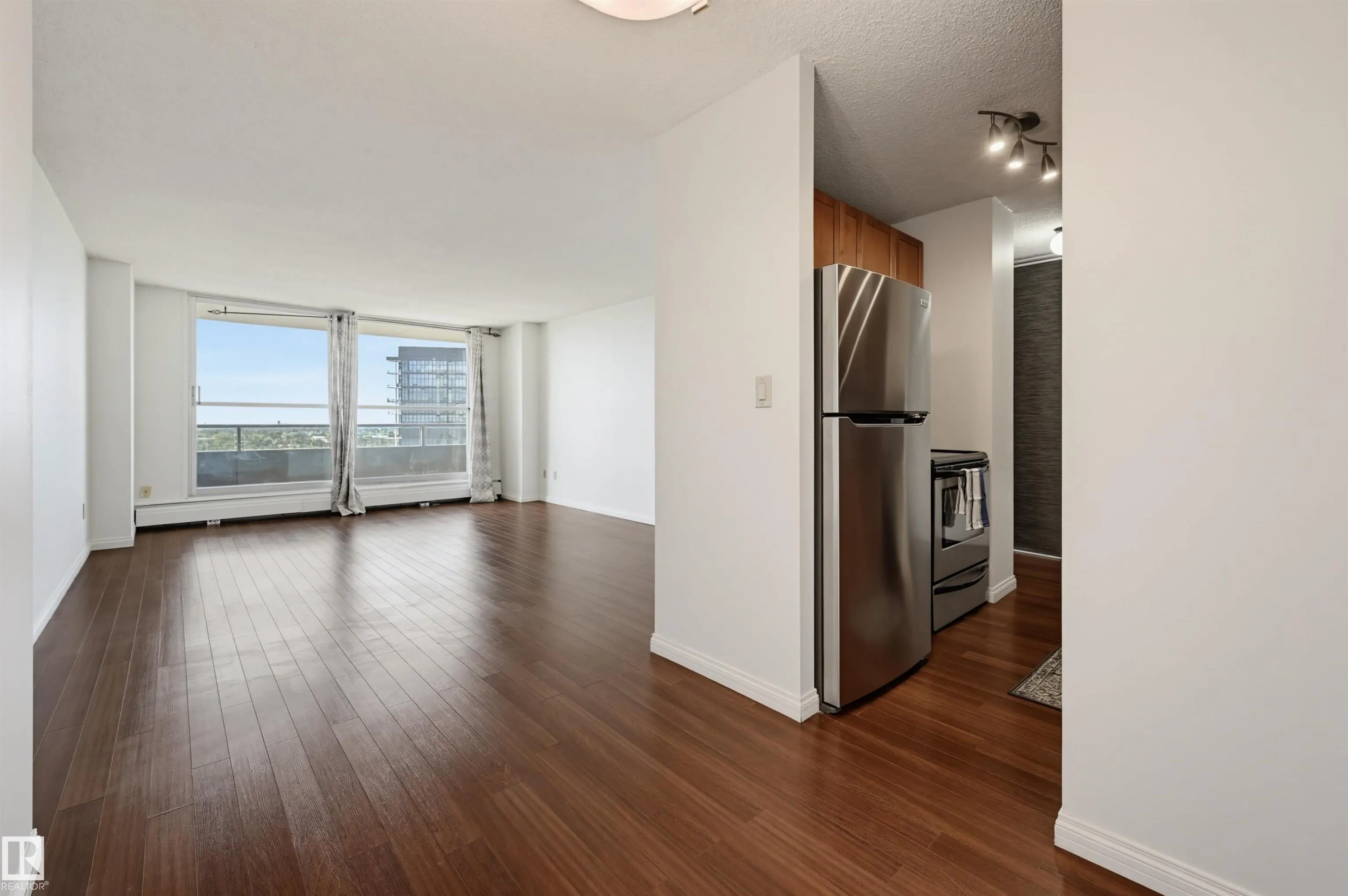 13910 STONY PLAIN Road