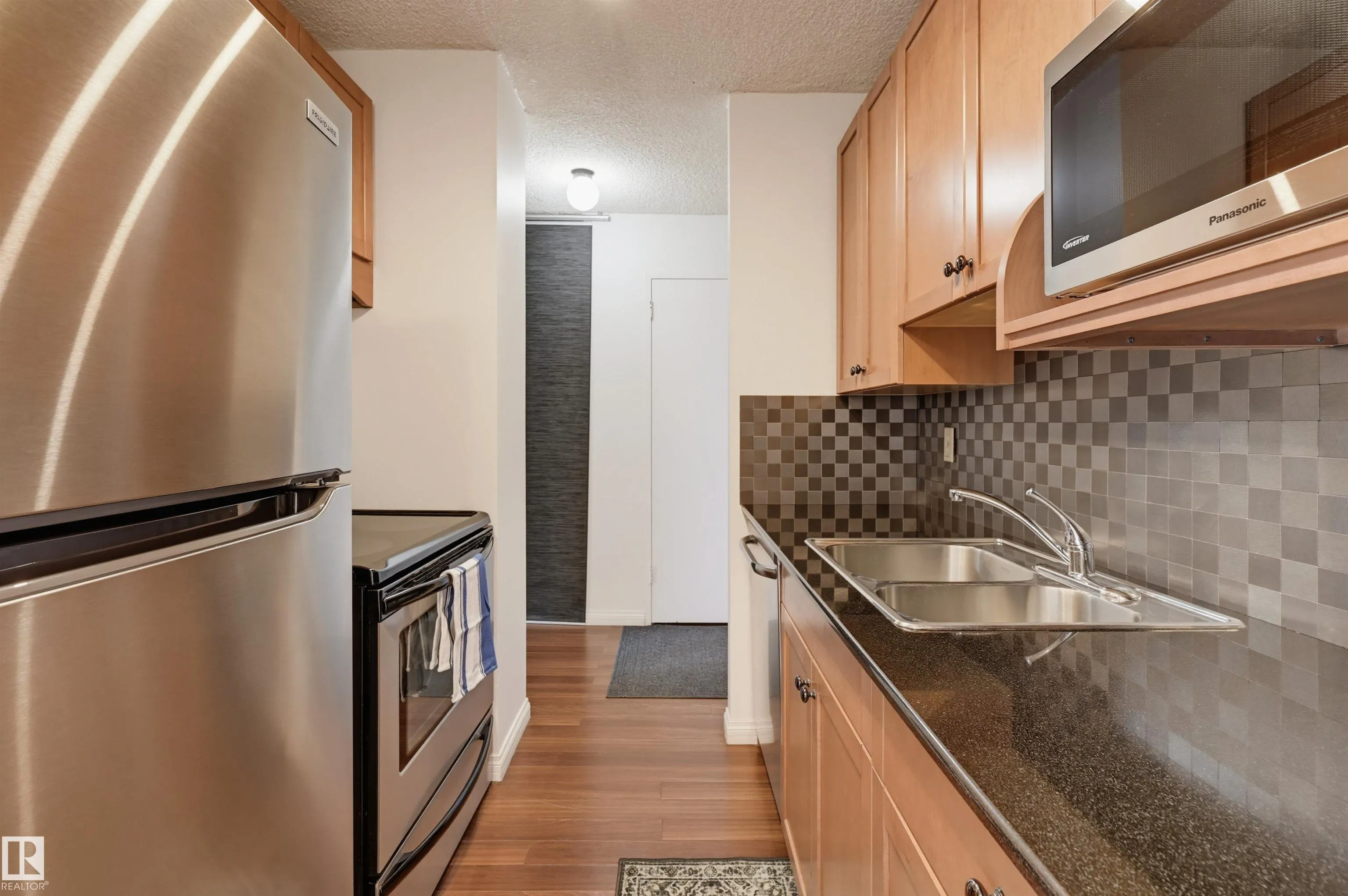13910 STONY PLAIN Road