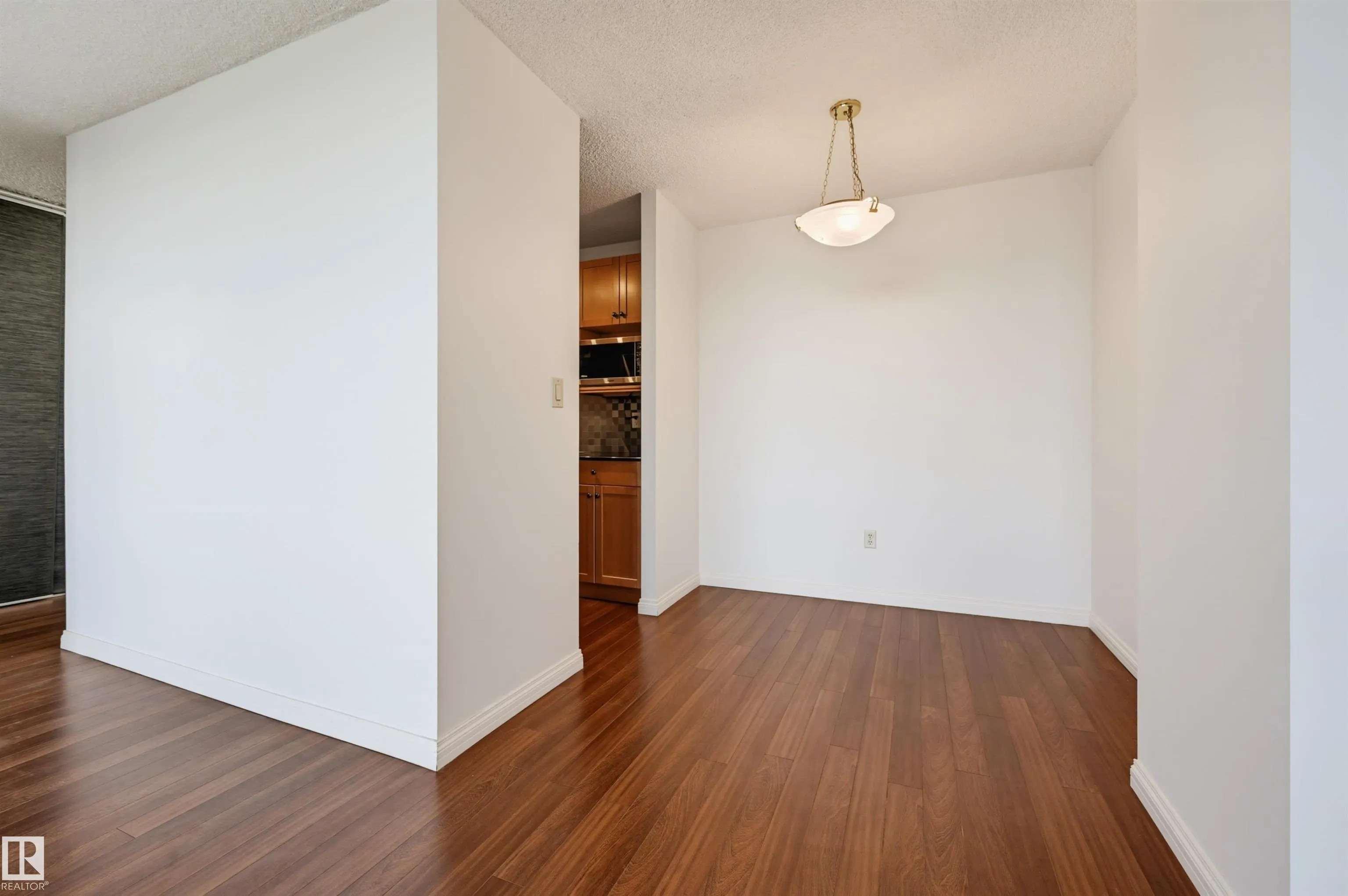 13910 STONY PLAIN Road