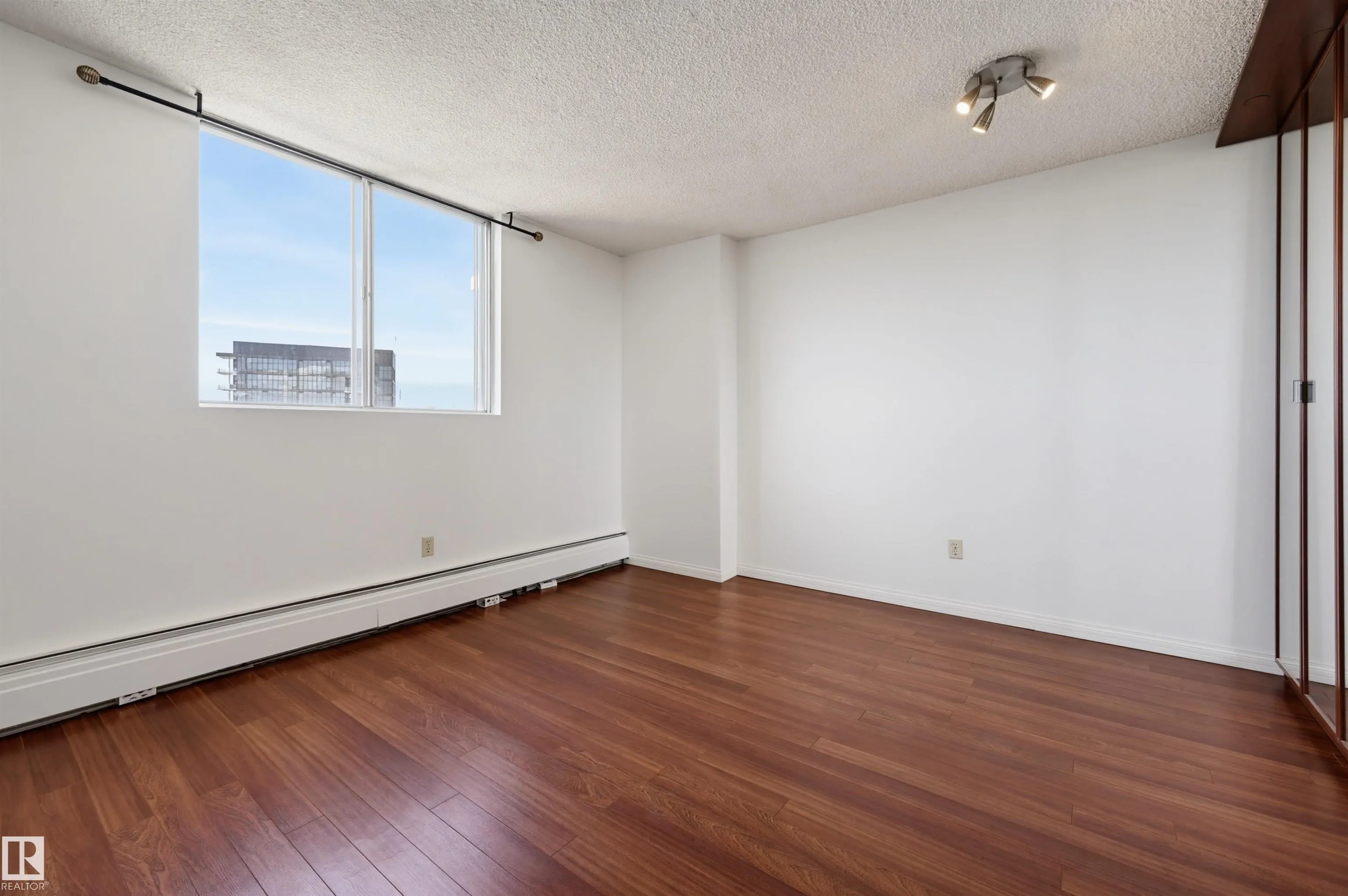 13910 STONY PLAIN Road