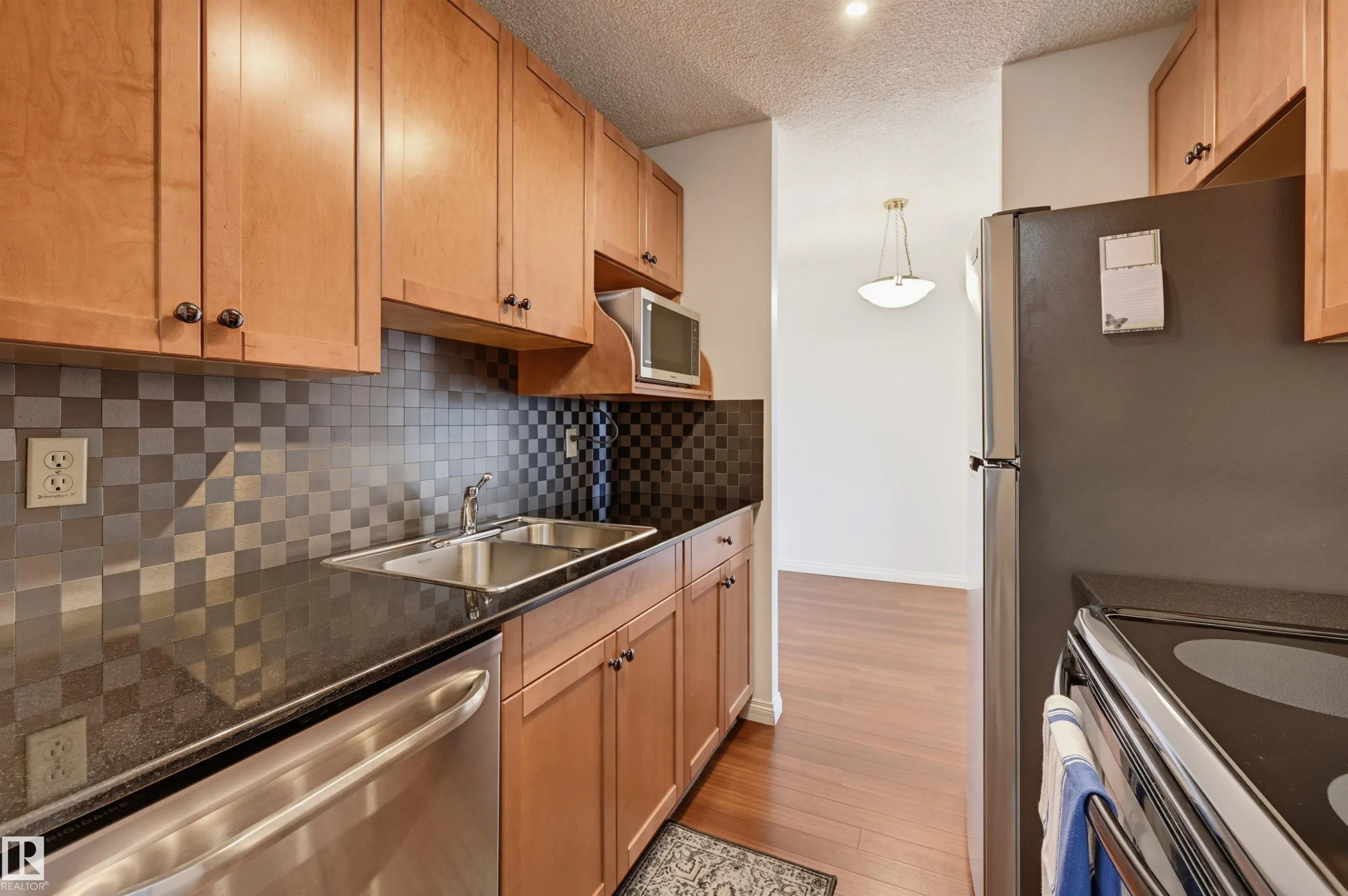 13910 STONY PLAIN Road