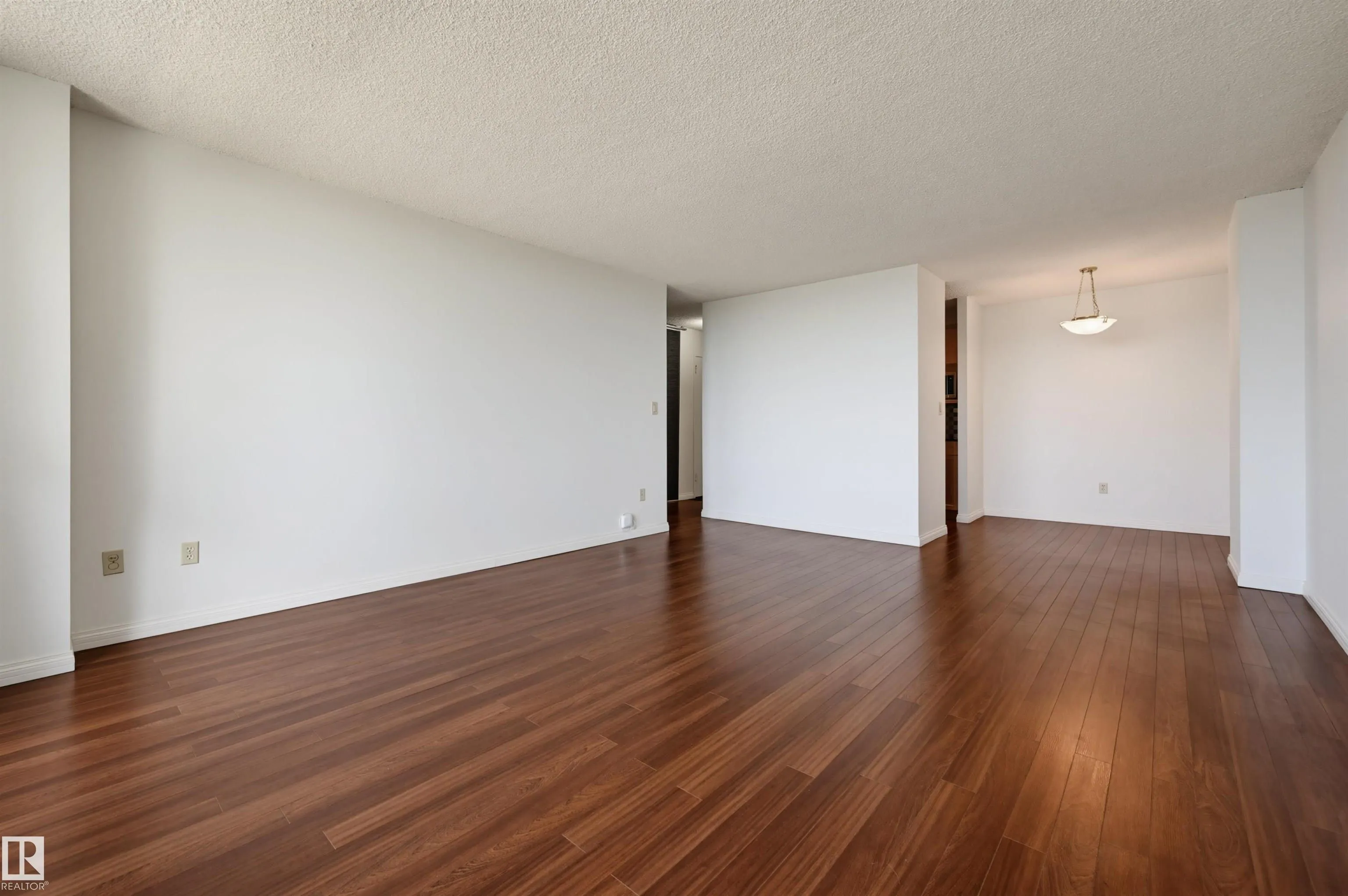 13910 STONY PLAIN Road