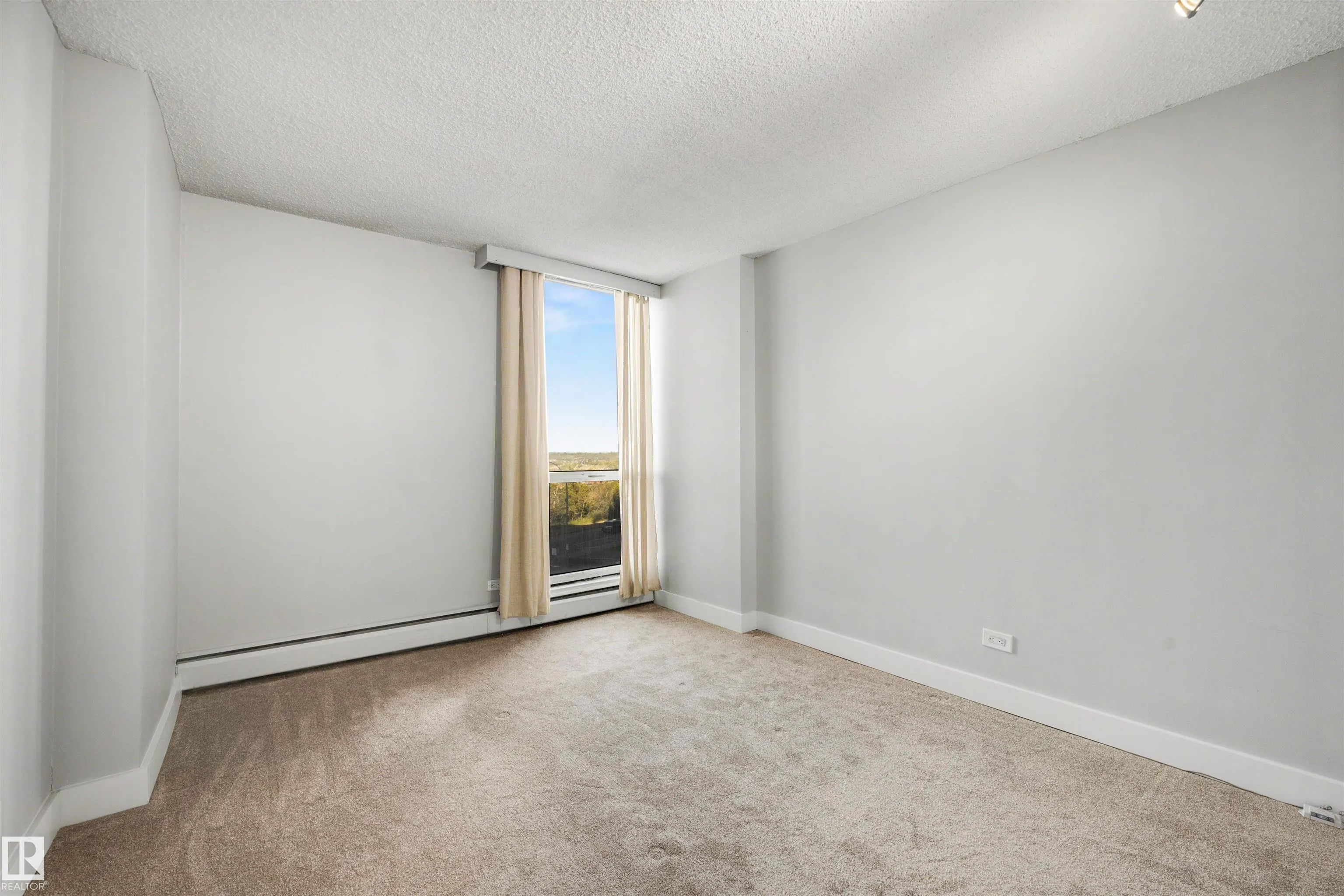 10883 SASKATCHEWAN Drive
