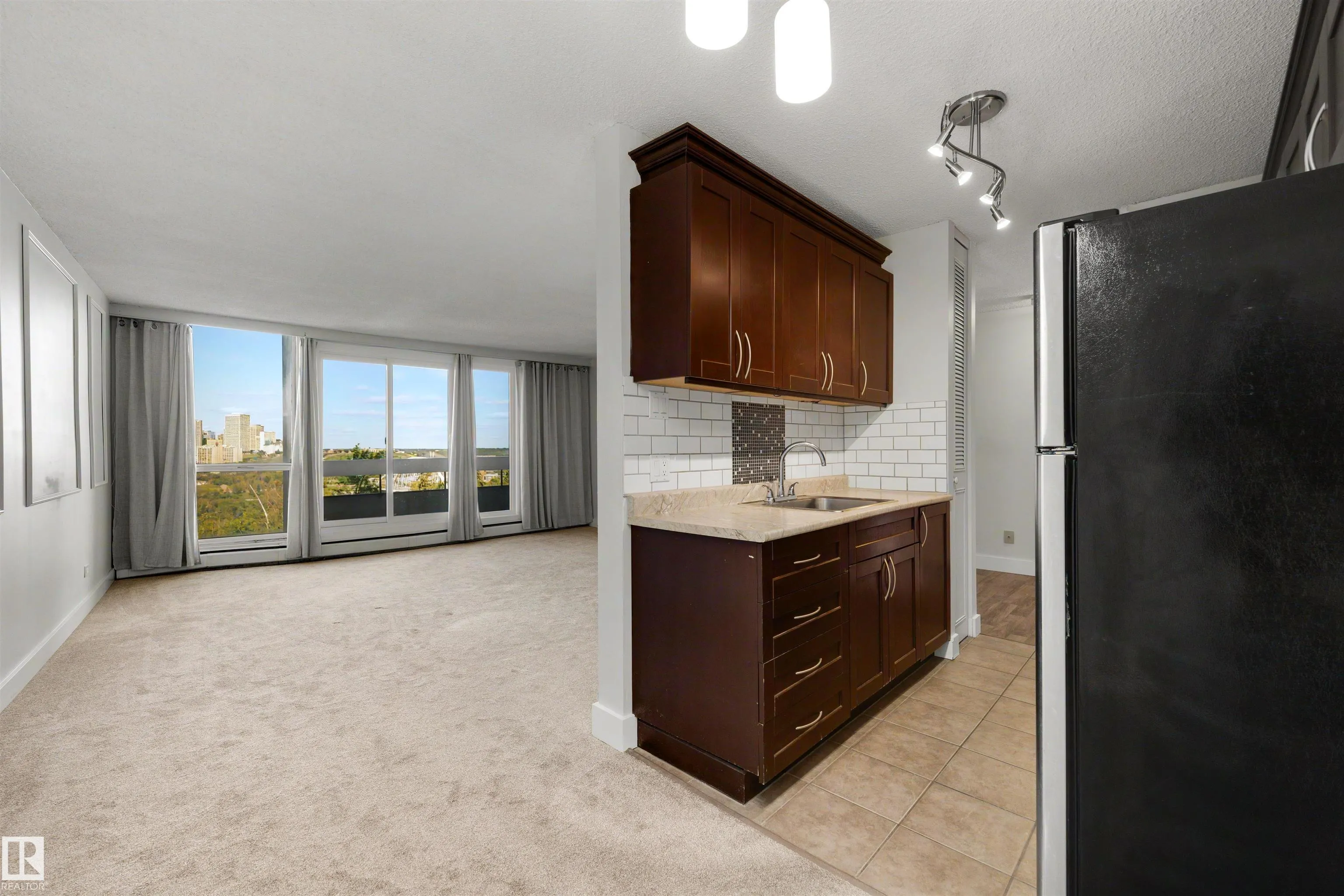 10883 SASKATCHEWAN Drive