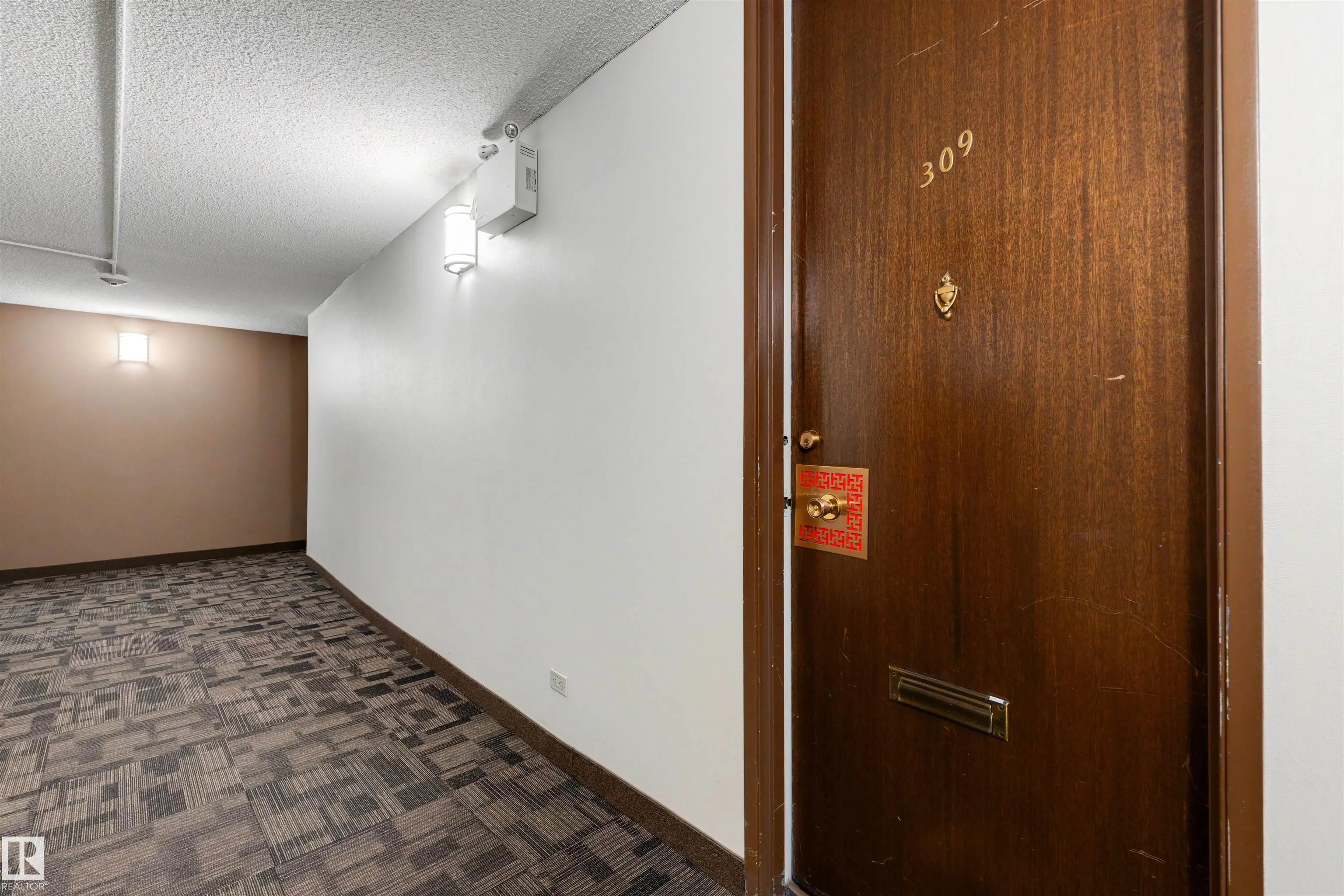 10883 SASKATCHEWAN Drive
