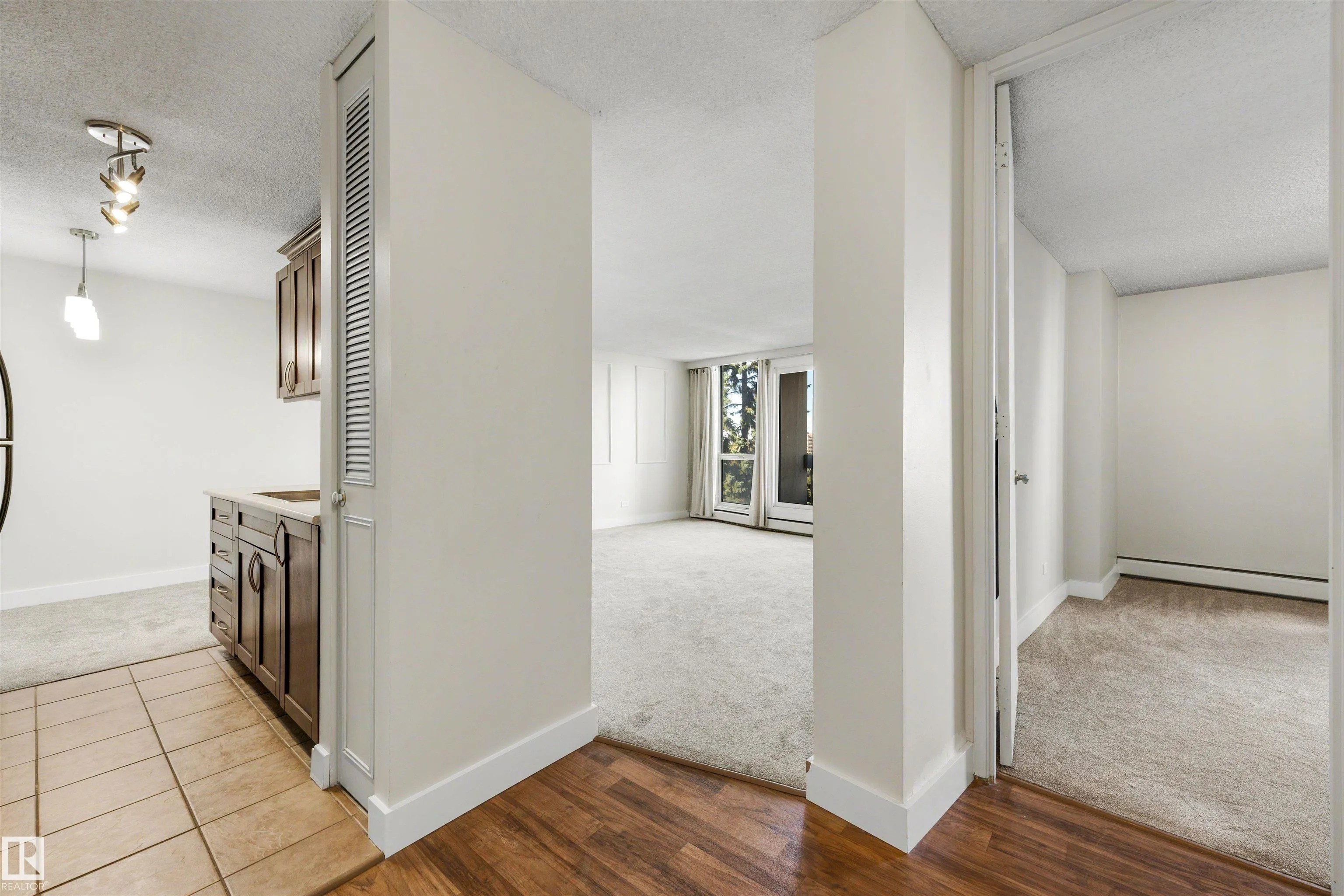 10883 SASKATCHEWAN Drive