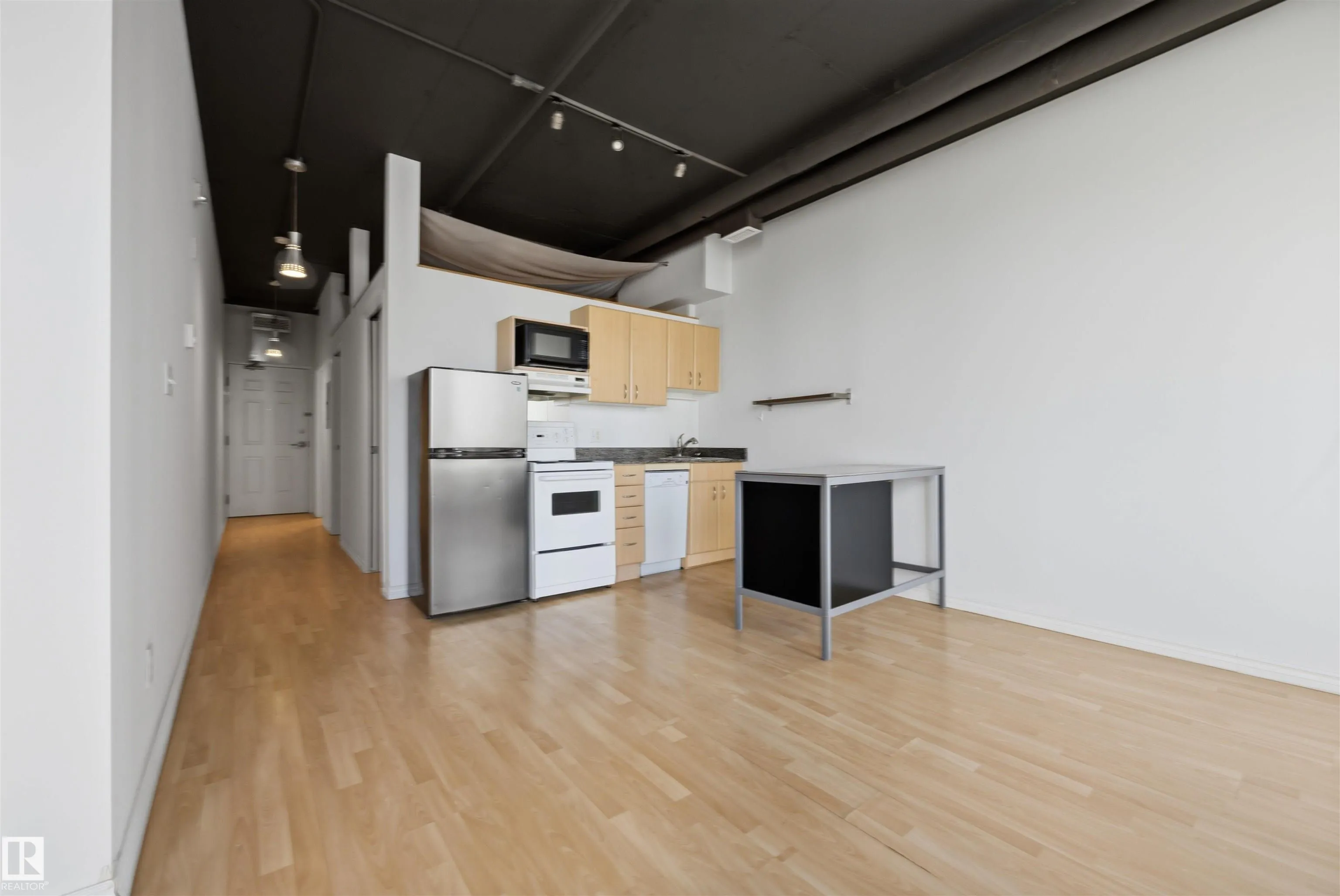 10024 JASPER Avenue