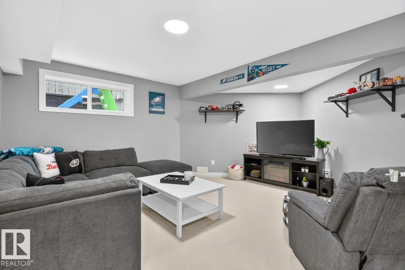 122 KEYPORT Circle