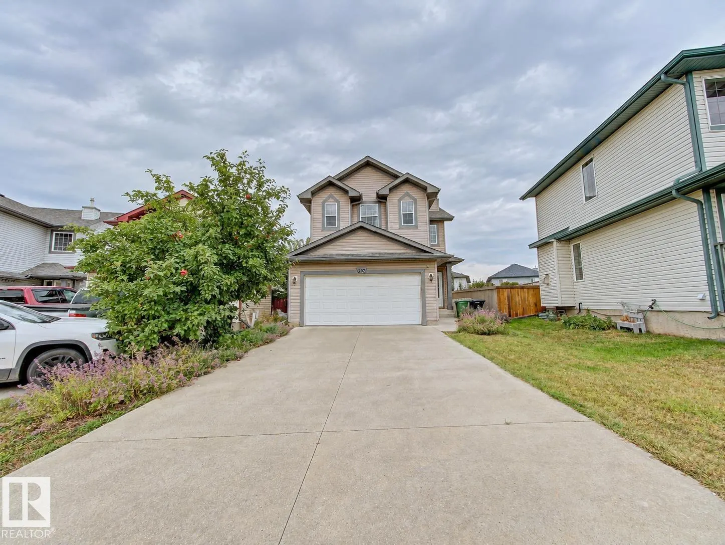 237 WESTWOOD Lane